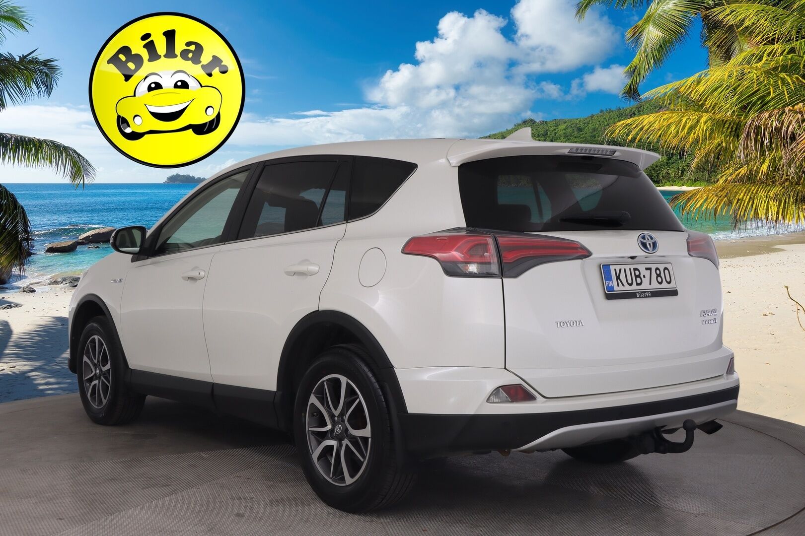 Toyota RAV4 2015 RAV4 2.5 4WD HSD 4ov 2494cm3 - Vetokoukku | Adapt.vakkari | 360 kamera | Avaimeton kulku & käynnistys | Nahkasisusta | JBL