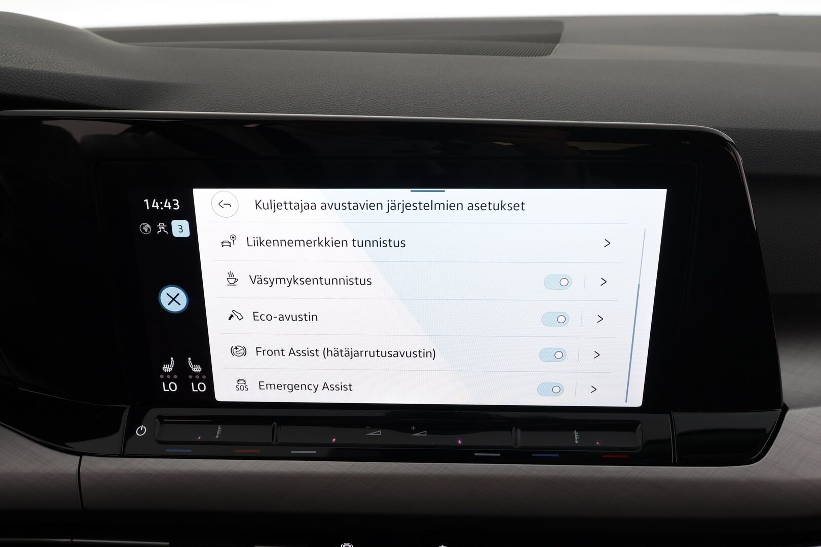 Volkswagen Golf 2022 Variant Comfort Business 1,0 eTSI (MHEV) 81 kW DSG * H&K /  ACC / Webasto / Koukku /  LED / P.Tutkat / KeylessGO * - 1.om Suomi-auto / Kahdet renkaat / Juuri huollettu! - HULLUT JOULUT KORKOTARJOUS 2,49% 