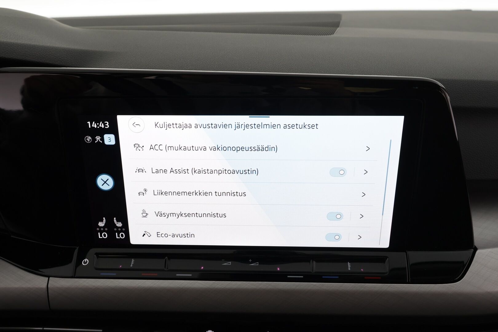 Volkswagen Golf 2022 Variant Comfort Business 1,0 eTSI (MHEV) 81 kW DSG * H&K /  ACC / Webasto / Koukku /  LED / P.Tutkat / KeylessGO * - 1.om Suomi-auto / Kahdet renkaat / Juuri huollettu! - HULLUT JOULUT KORKOTARJOUS 2,49% 