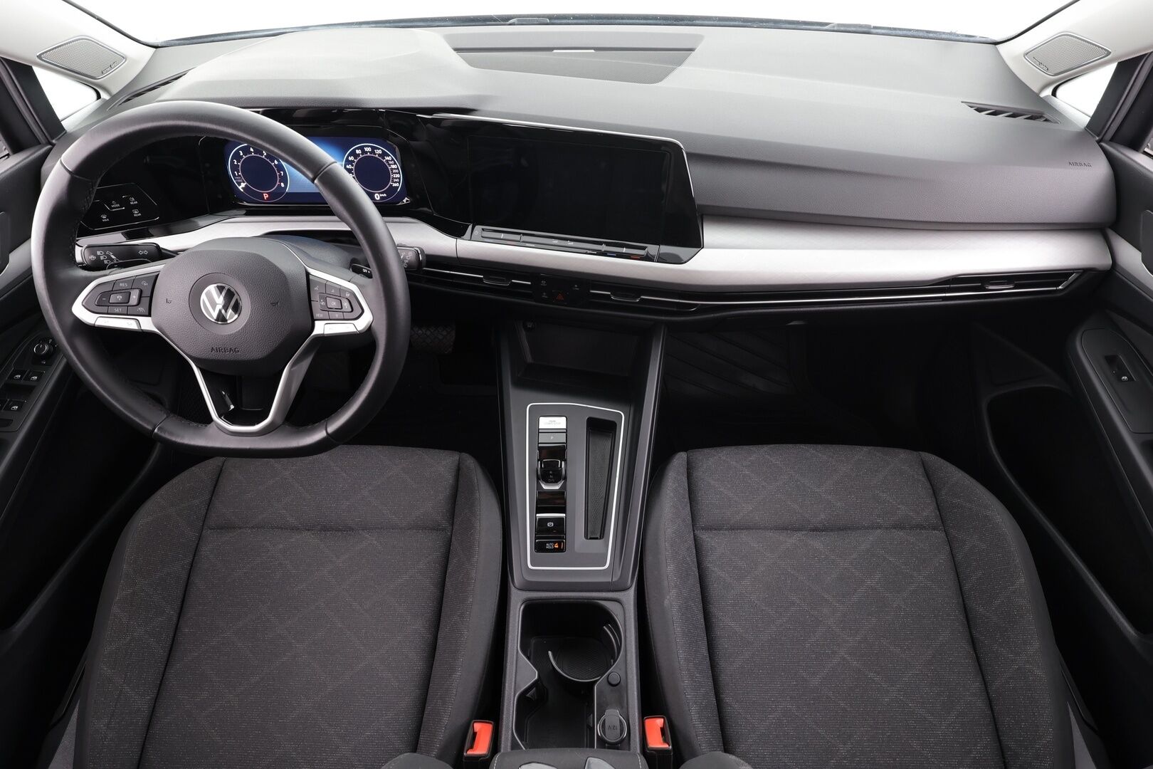 Volkswagen Golf 2022 Variant Comfort Business 1,0 eTSI (MHEV) 81 kW DSG * H&K /  ACC / Webasto / Koukku /  LED / P.Tutkat / KeylessGO * - 1.om Suomi-auto / Kahdet renkaat / Juuri huollettu! - HULLUT JOULUT KORKOTARJOUS 2,49% 