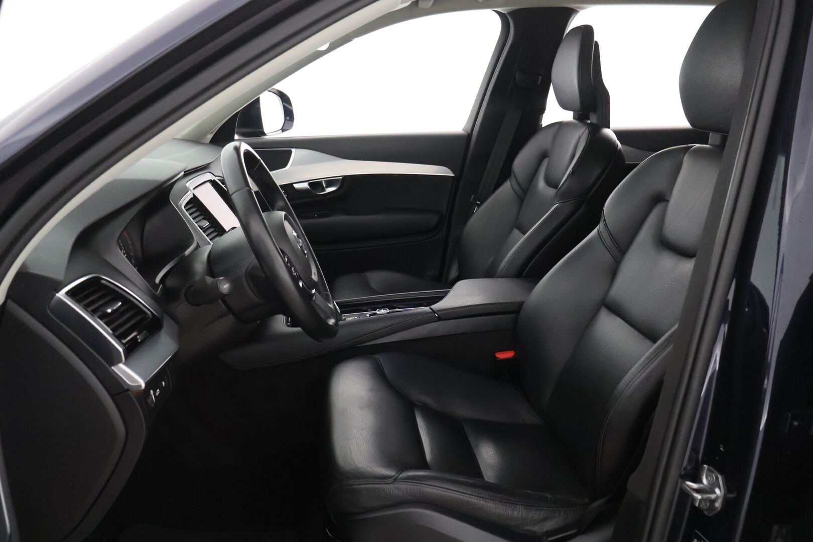 Volvo XC90 2016 T8 Twin Engine AWD Momentum aut - Tulossa myyntiin, kysy lisätiedot myyjältä! - HULLUT AVAJAISHULINAT KORKOTARJOUS 3,29 %