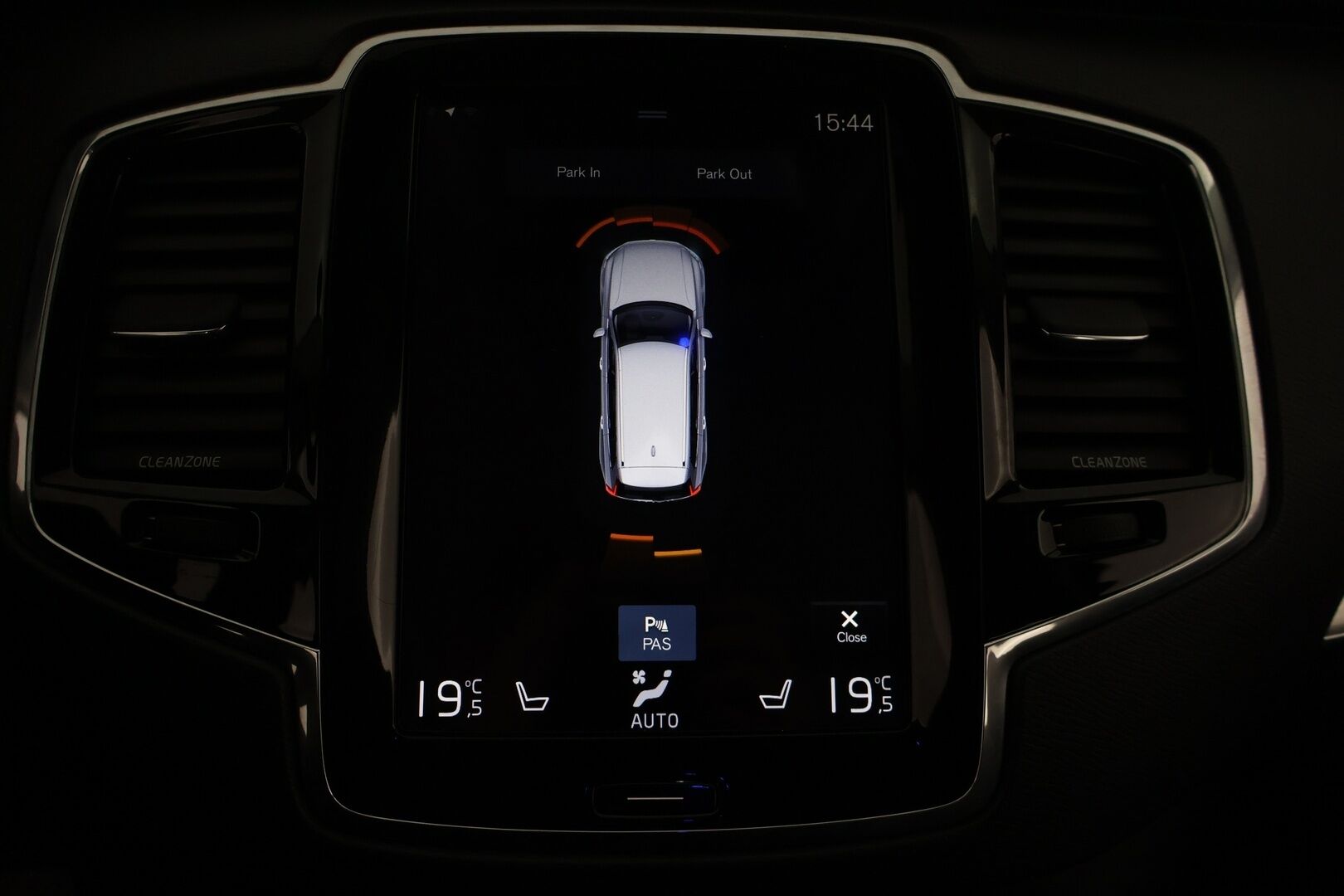 Volvo XC90 2016 T8 Twin Engine AWD Momentum aut - Tulossa myyntiin, kysy lisätiedot myyjältä! - HULLUT AVAJAISHULINAT KORKOTARJOUS 3,29 %