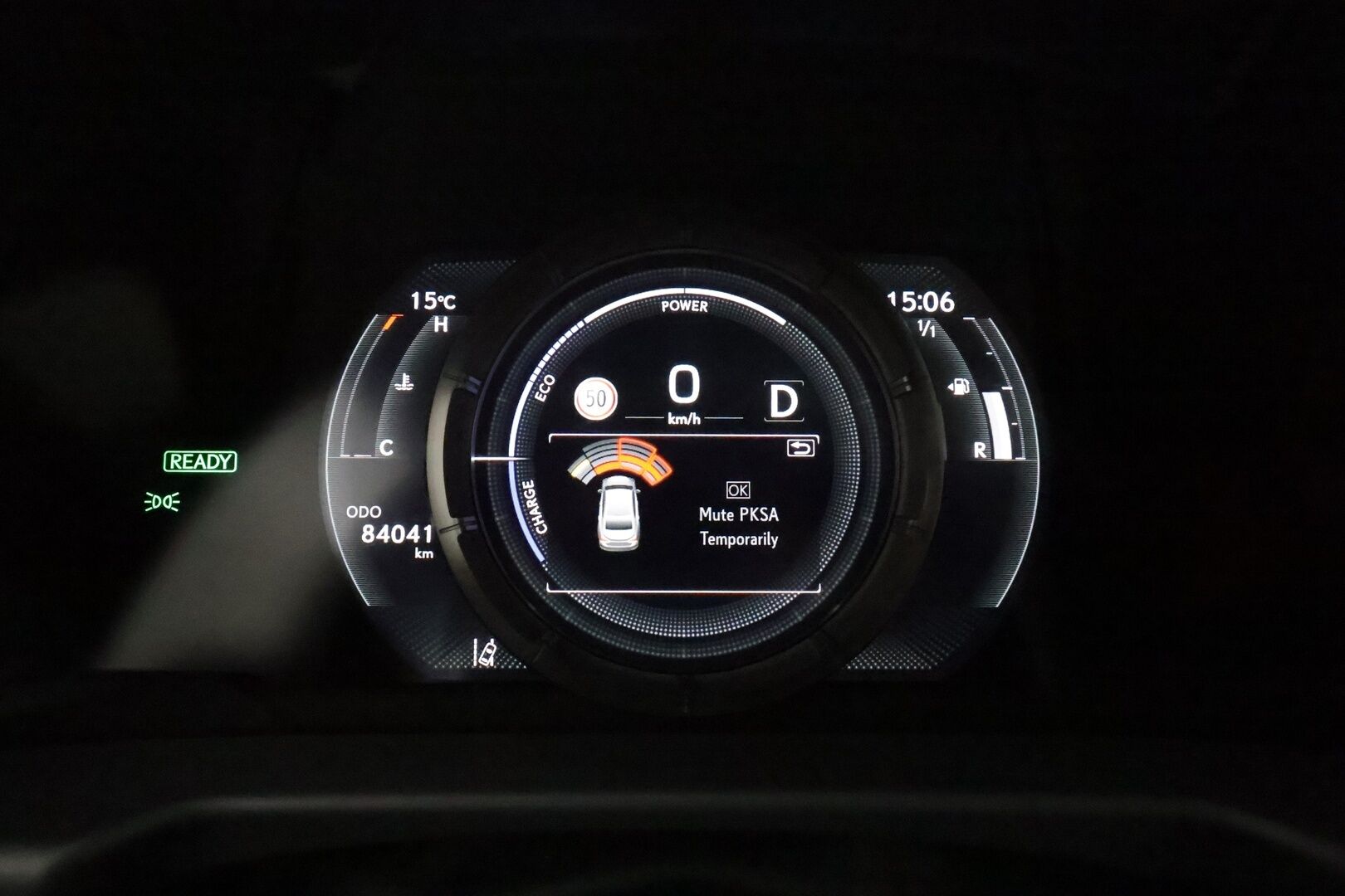Lexus ES 2019 300H F-Sport ** Adapt.vakkari / HUD / Mark Levinson / Muistipenkki / Adapt.vakkari / P.kamera / Punaiset nahkapenkit - 3,99 % KORKOTARJOUS TÄHÄN AUTOON - 31.5. ASTI! - Kattoluukku / Sporttipenkit / Aplle&Android / Keyless