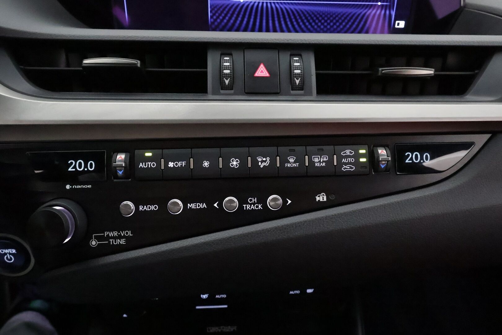 Lexus ES 2019 300H F-Sport ** Adapt.vakkari / HUD / Mark Levinson / Muistipenkki / Adapt.vakkari / P.kamera / Punaiset nahkapenkit - 3,99 % KORKOTARJOUS TÄHÄN AUTOON - 31.5. ASTI! - Kattoluukku / Sporttipenkit / Aplle&Android / Keyless