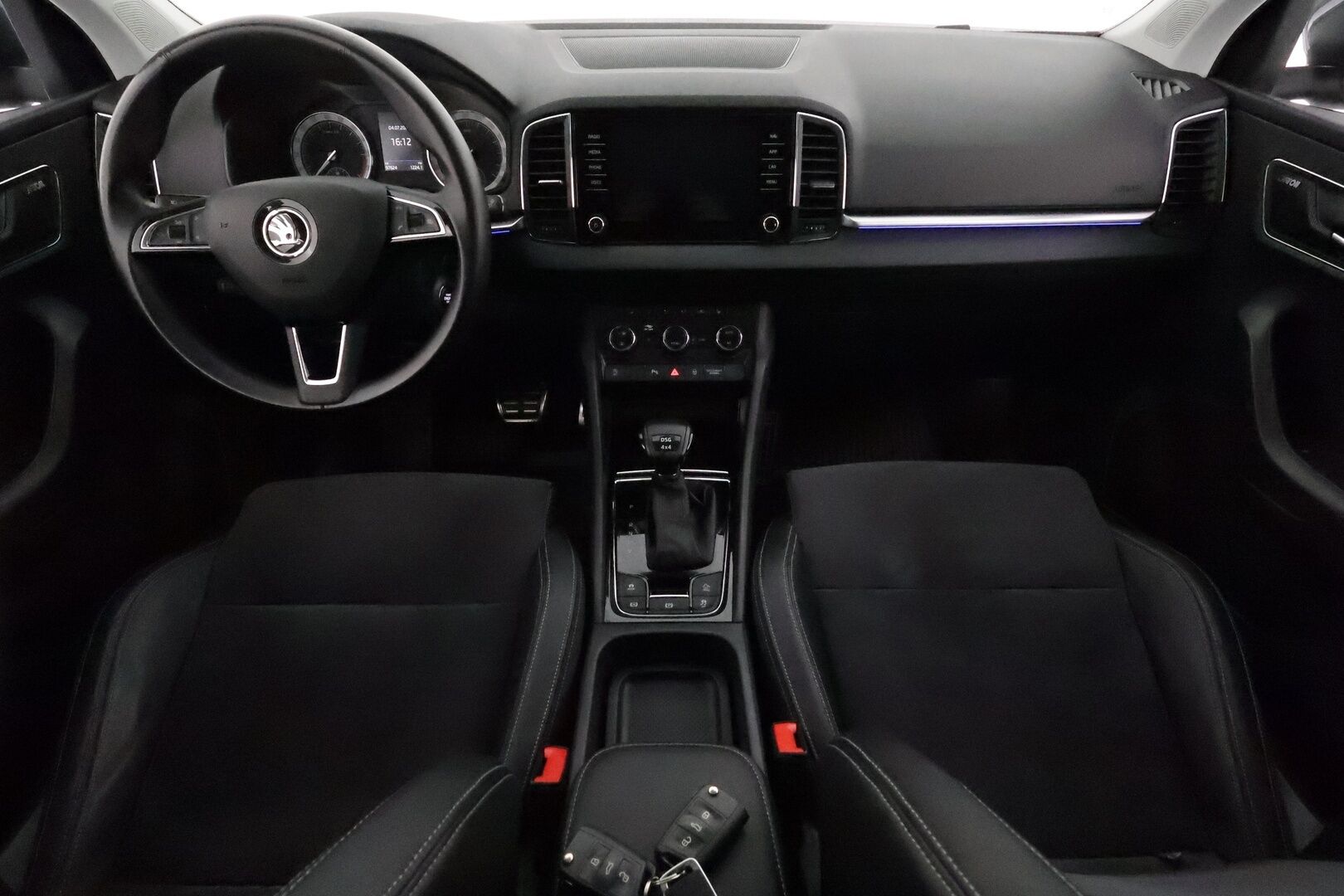 Skoda Karoq 2018 2.0 TDI 150 4x4 Style DSG **Canton / Webasto / Adapt.vakkari / Keyless / Koukku / Sporttipenkit / P.kamera**