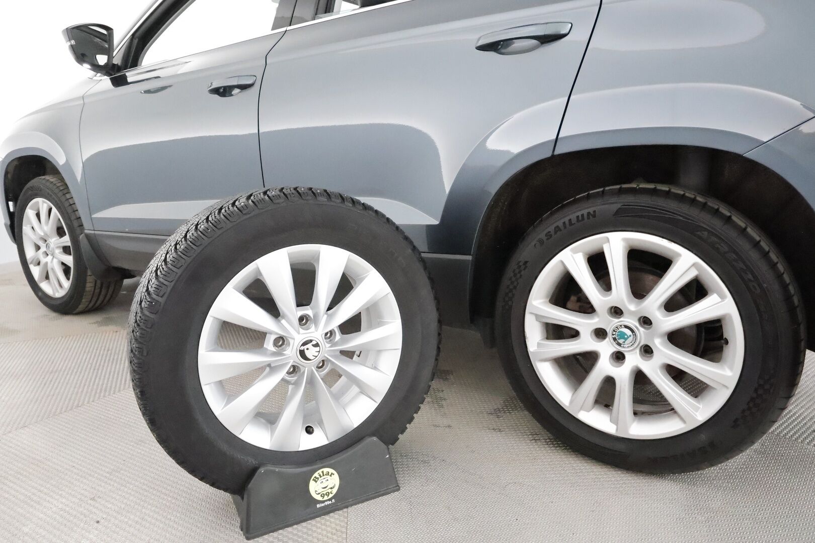 Skoda Karoq 2018 2.0 TDI 150 4x4 Style DSG **Canton / Webasto / Adapt.vakkari / Keyless / Koukku / Sporttipenkit / P.kamera**