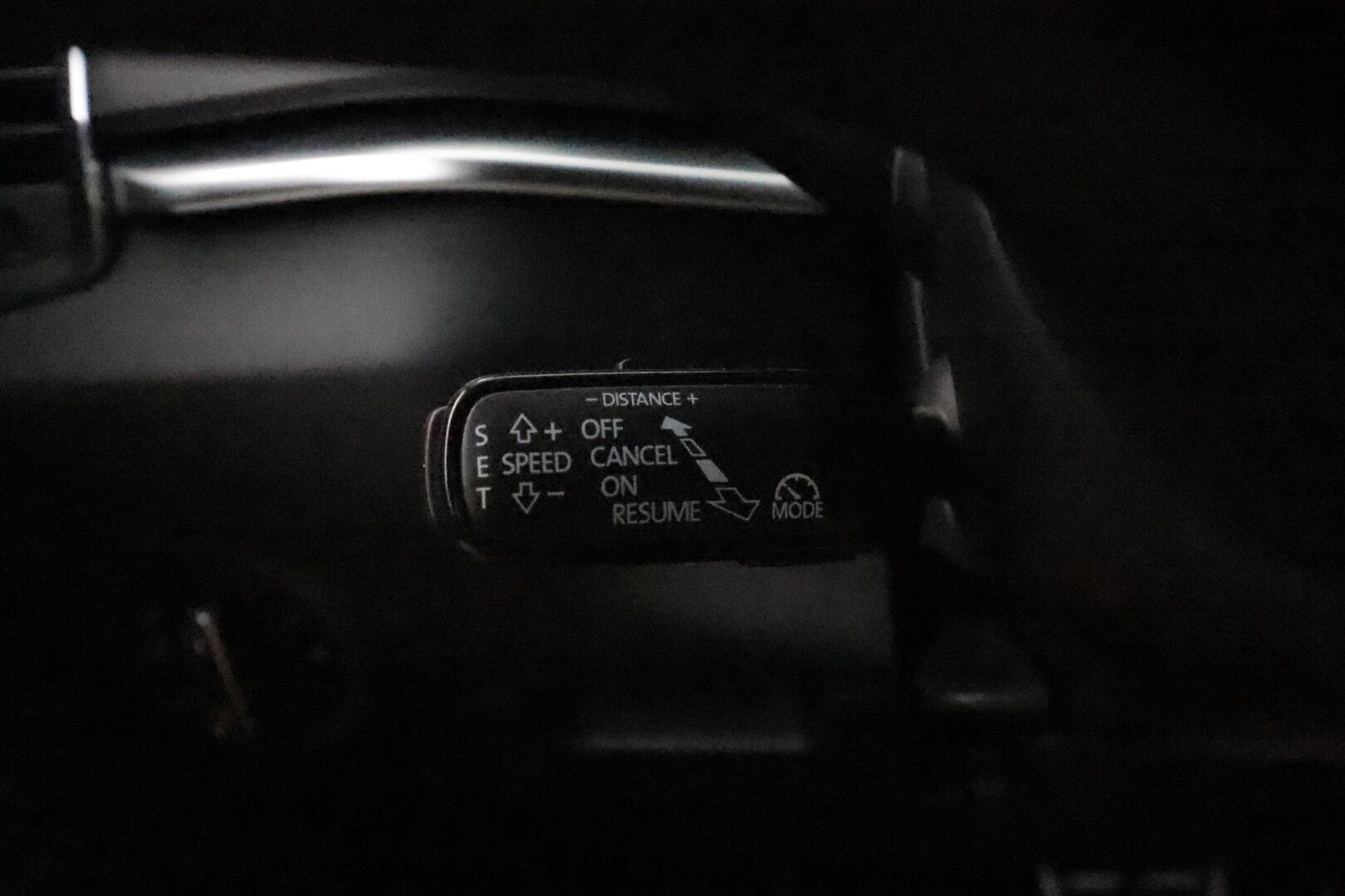 Skoda Karoq 2018 2.0 TDI 150 4x4 Style DSG **Canton / Webasto / Adapt.vakkari / Keyless / Koukku / Sporttipenkit / P.kamera**