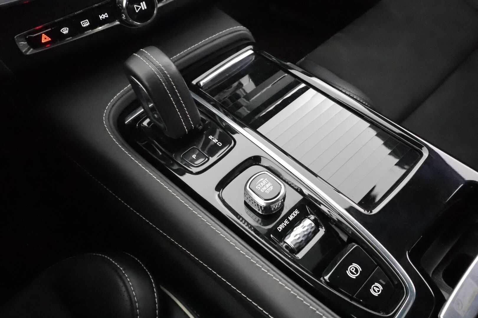 Volvo S90 2021 T8 TwE AWD Business R-Design aut - Pilot Assist | HarmanKardon | Webasto | Koukku | Full-LED | Muistipenkit | Kattoluukku | P.Kamera