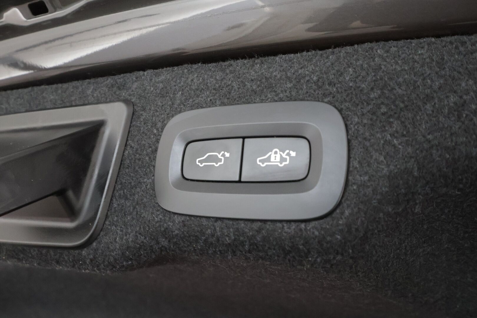 Volvo S90 2021 T8 TwE AWD Business R-Design aut - Pilot Assist | HarmanKardon | Webasto | Koukku | Full-LED | Muistipenkit | Kattoluukku | P.Kamera