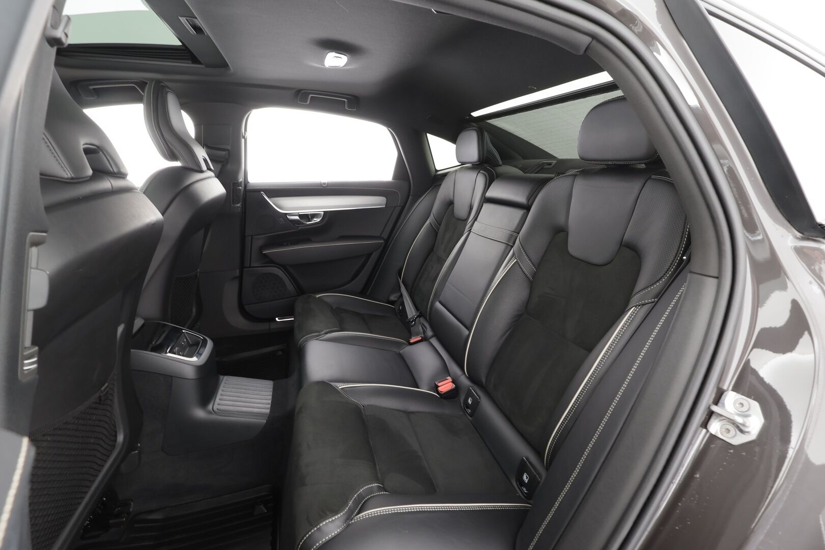 Volvo S90 2021 T8 TwE AWD Business R-Design aut - Pilot Assist | HarmanKardon | Webasto | Koukku | Full-LED | Muistipenkit | Kattoluukku | P.Kamera