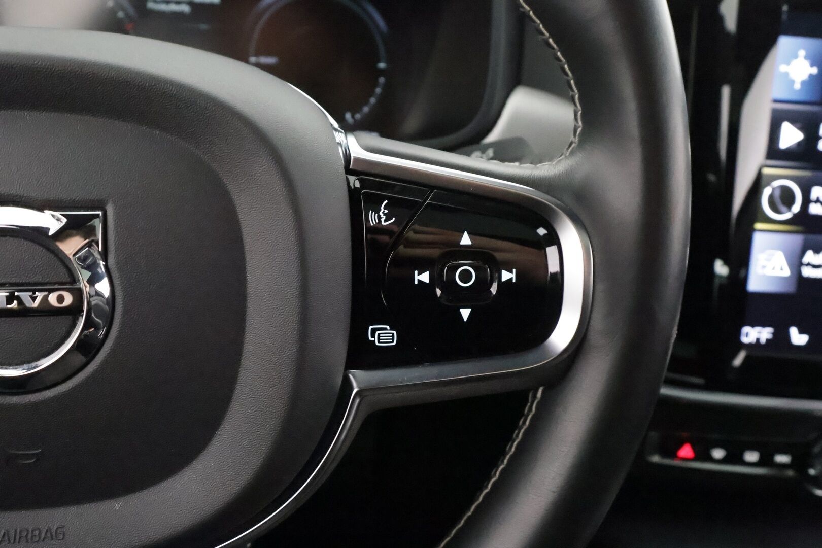 Volvo S90 2021 T8 TwE AWD Business R-Design aut - Pilot Assist | HarmanKardon | Webasto | Koukku | Full-LED | Muistipenkit | Kattoluukku | P.Kamera
