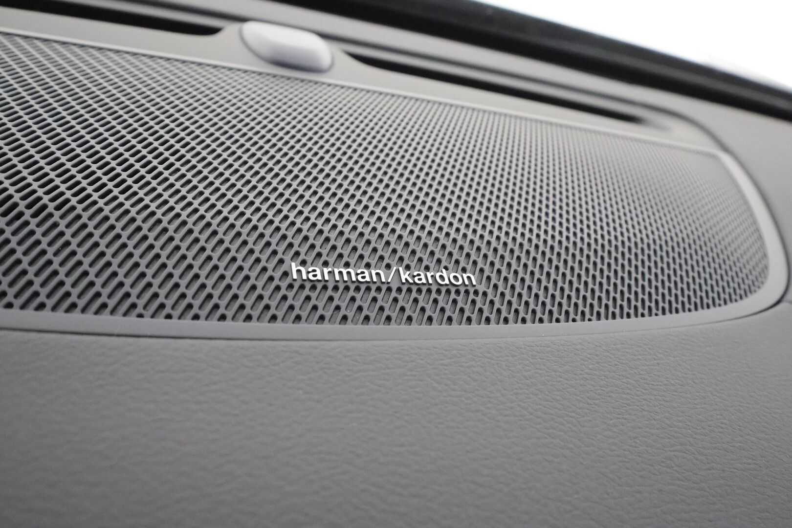 Volvo S90 2021 T8 TwE AWD Business R-Design aut - Pilot Assist | HarmanKardon | Webasto | Koukku | Full-LED | Muistipenkit | Kattoluukku | P.Kamera