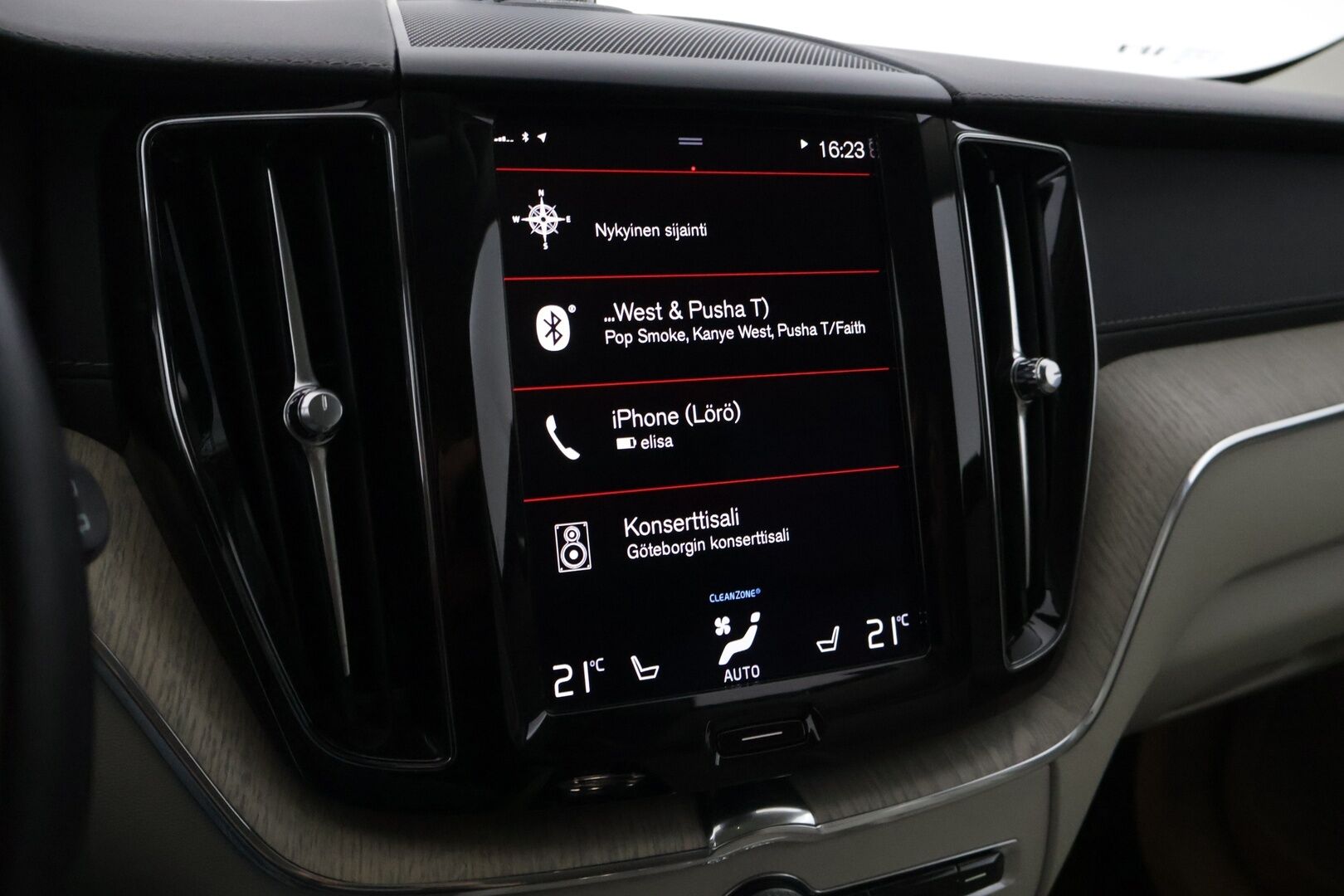 Volvo XC60 2021 T6 TwE AWD Business Inscription aut. *B&W / Suomi-auto / PA-Lisälämmitin / P.Kamera / Panorama / Muistipenkki* - Huippu Nokia Hakkapeliitta 10 talvirenkaat / Bowers & Wilkins - HULLUT JOULUT KORKOTARJOUS 2,49% 