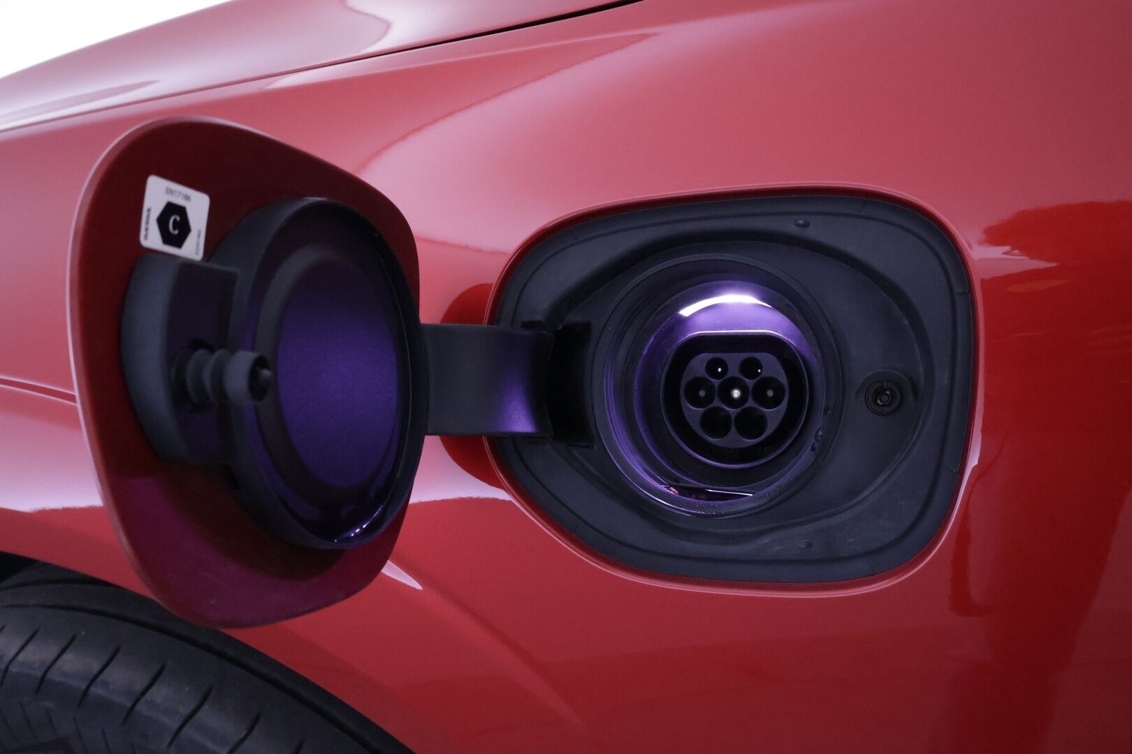 Volvo XC60 2021 T6 TwE AWD Business Inscription aut. *B&W / Suomi-auto / PA-Lisälämmitin / P.Kamera / Panorama / Muistipenkki* - Huippu Nokia Hakkapeliitta 10 talvirenkaat / Bowers & Wilkins