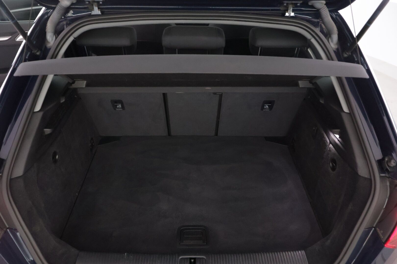 Audi A3 2017 Sportback Business Sport 1,4 TFSI COD 110 kW ultra S tronic - Adapt.vakkari | Digimittaristo | Sport-penkit | Carplay | Keyless | Sähköpenkki | Tutkat | Lohko+sisäp | Metalliväri | Juuri huollettu ja katsastettu!