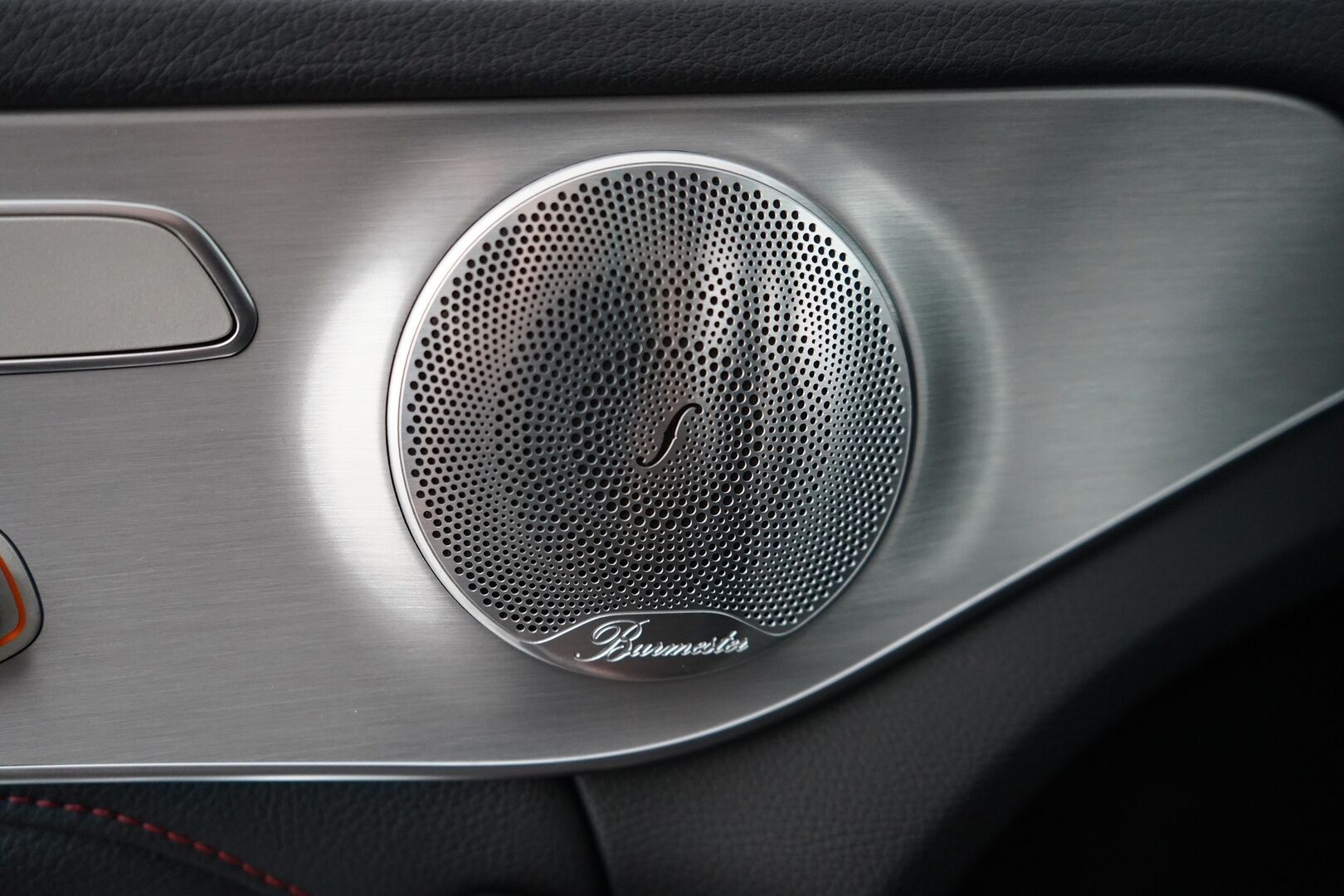 Mercedes-Benz C 2015 C43 AMG 4Matic Sport T A * HUD / Burmester / ACC / 360° Kamera / ILS / Panorama * - 3,99 % KORKOTARJOUS TÄHÄN AUTOON - 3.0 C450 Farmari 4-matic *Upeat äänet / Juuri huollettu*