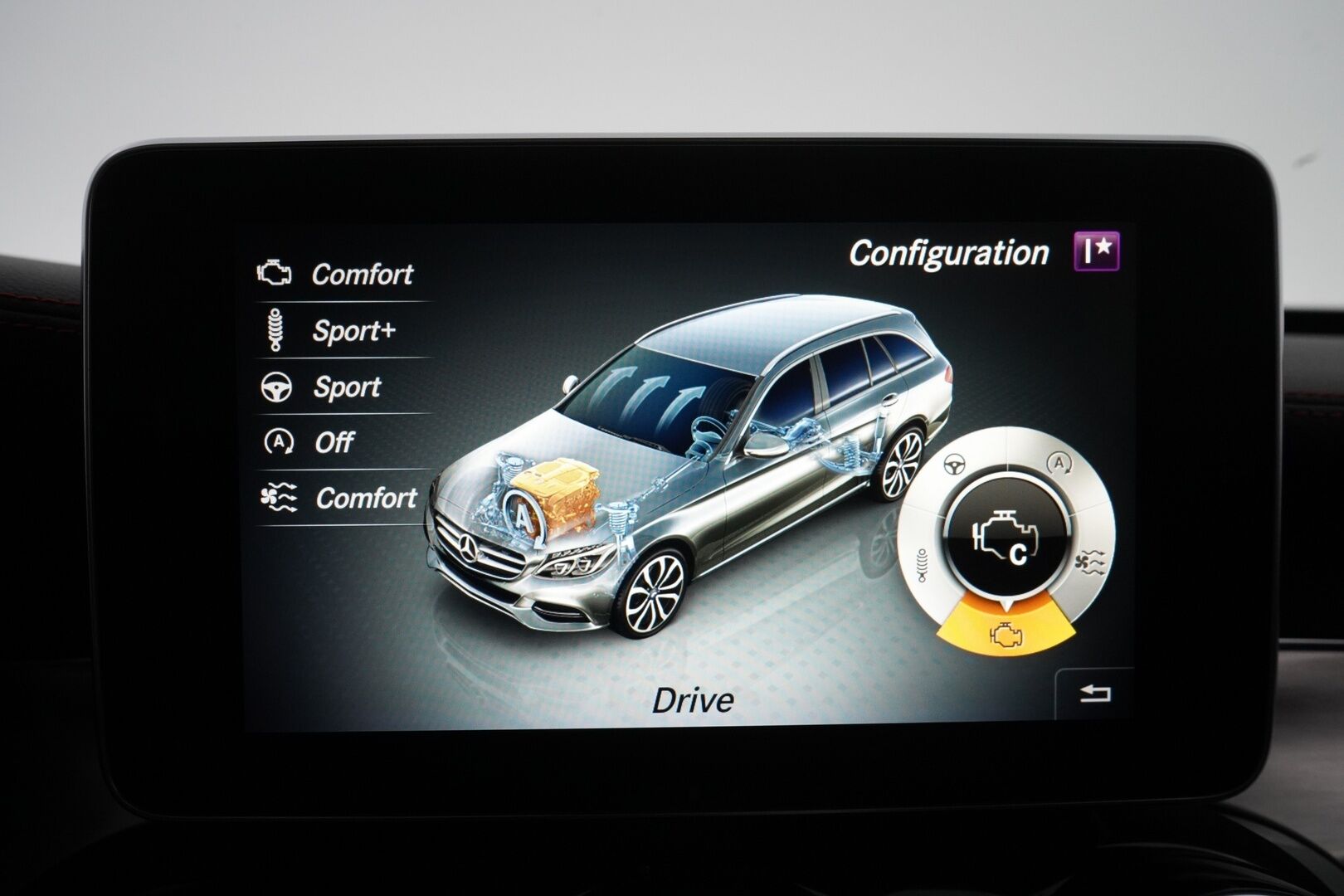 Mercedes-Benz C 2015 C43 AMG 4Matic Sport T A * HUD / Burmester / ACC / 360° Kamera / ILS / Panorama * - 3,99 % KORKOTARJOUS TÄHÄN AUTOON - 3.0 C450 Farmari 4-matic *Upeat äänet / Juuri huollettu*