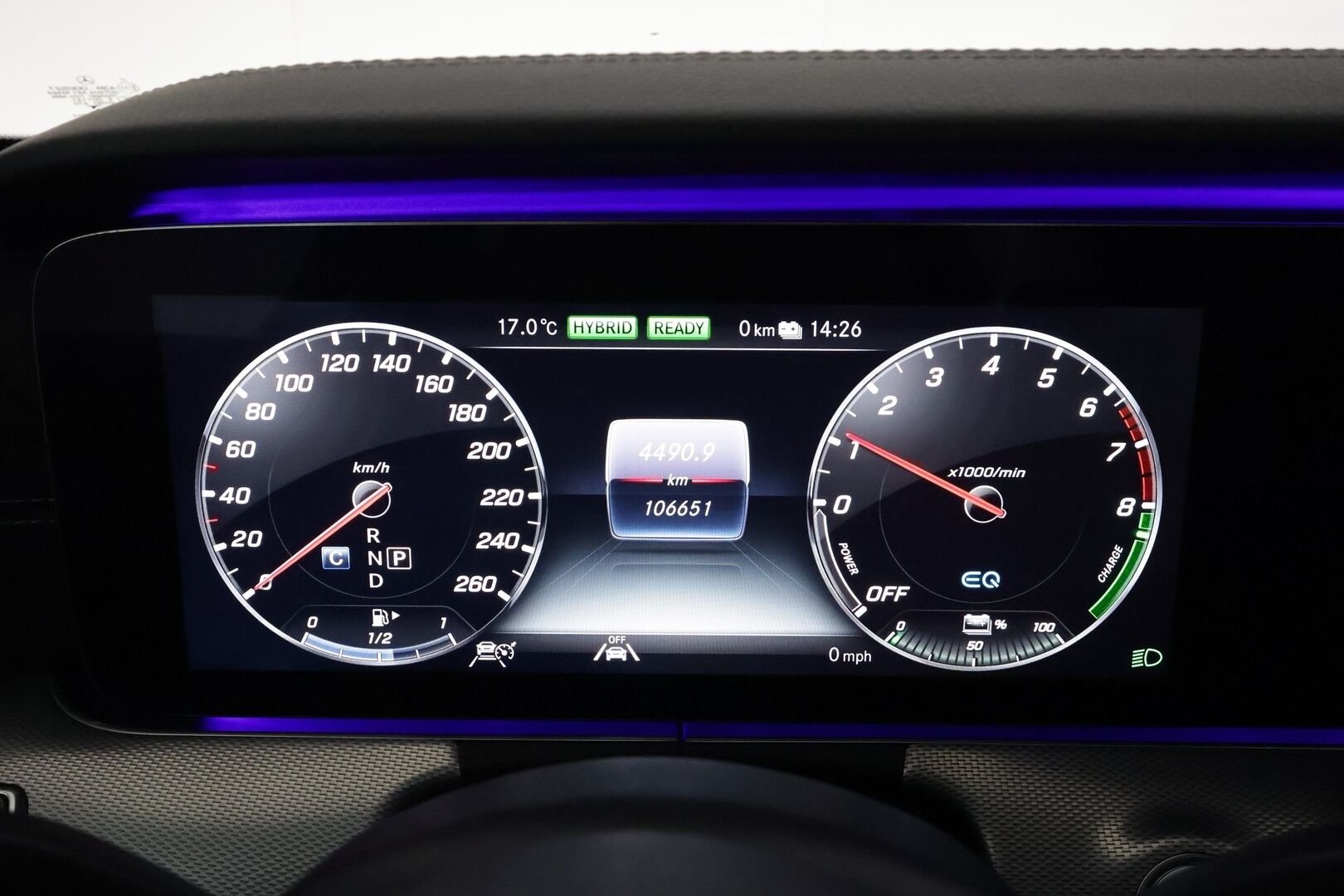 Mercedes-Benz E 2020 300 e A Business AMG Edition EQ Power *Distronic+ / HUD / Multibeam / Panorama / Muistipenkit / Burmester / KeylessGo* - Viimeisin huolto 101tkm / Juuri katsastettu!