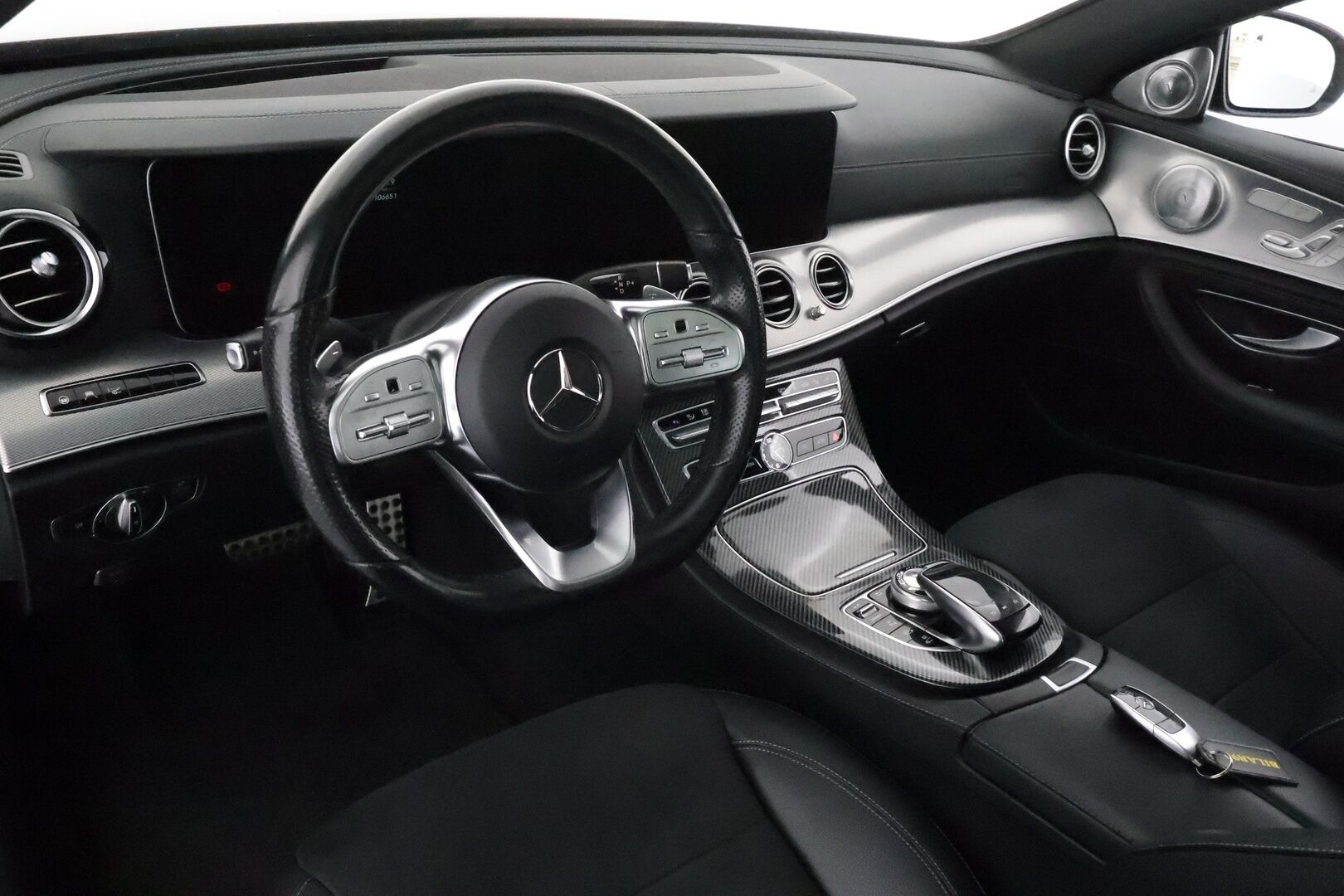 Mercedes-Benz E 2020 300 e A Business AMG Edition EQ Power *Distronic+ / HUD / Multibeam / Panorama / Muistipenkit / Burmester / KeylessGo* - Viimeisin huolto 101tkm / Juuri katsastettu!