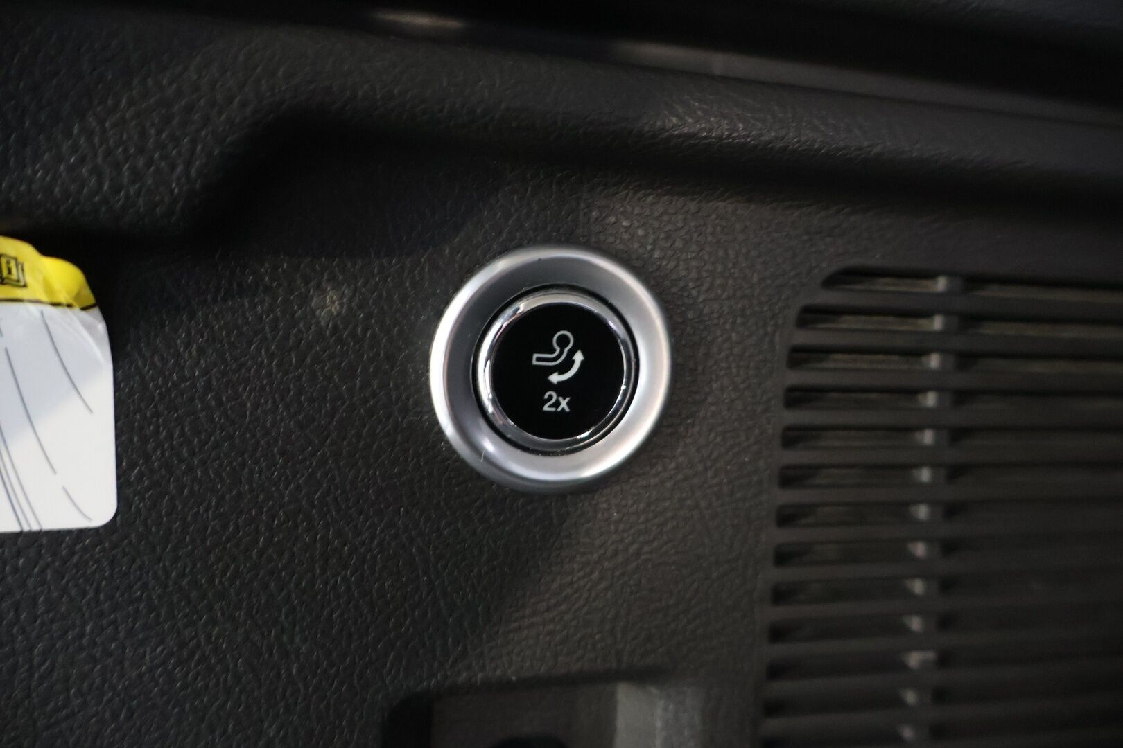 Ford Mondeo 2020 2,0 TDCi EcoBlue 190hv A8 AWD EDITION Wagon* Webasto / Keyless / Merkkihuollot / Suomi-auto / Muistipenkit / p-kamera - Kahdet renkaat aluvanteilla / uudet kesärenkaat / Navigointi / Isofix / Koukku / Nahkasisusta / Bluethooth - HULLUT AVAJAISHULINAT KORKOTARJOUS 3,29 %