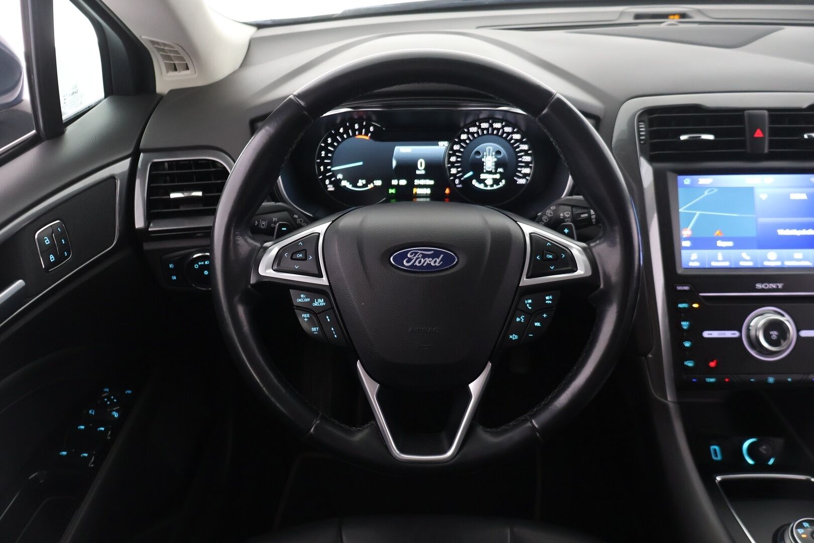 Ford Mondeo 2021 2,0 TDCi EcoBlue 190hv A8 AWD EDITION Wagon - Webasto | Merkkihuollot | Acc | Suomi-auto | Muistipenkit | P-kamera | Uudet kesärenkaat | Keyless | Koukku | Navigointi | Isofix | Nahka sisusta 