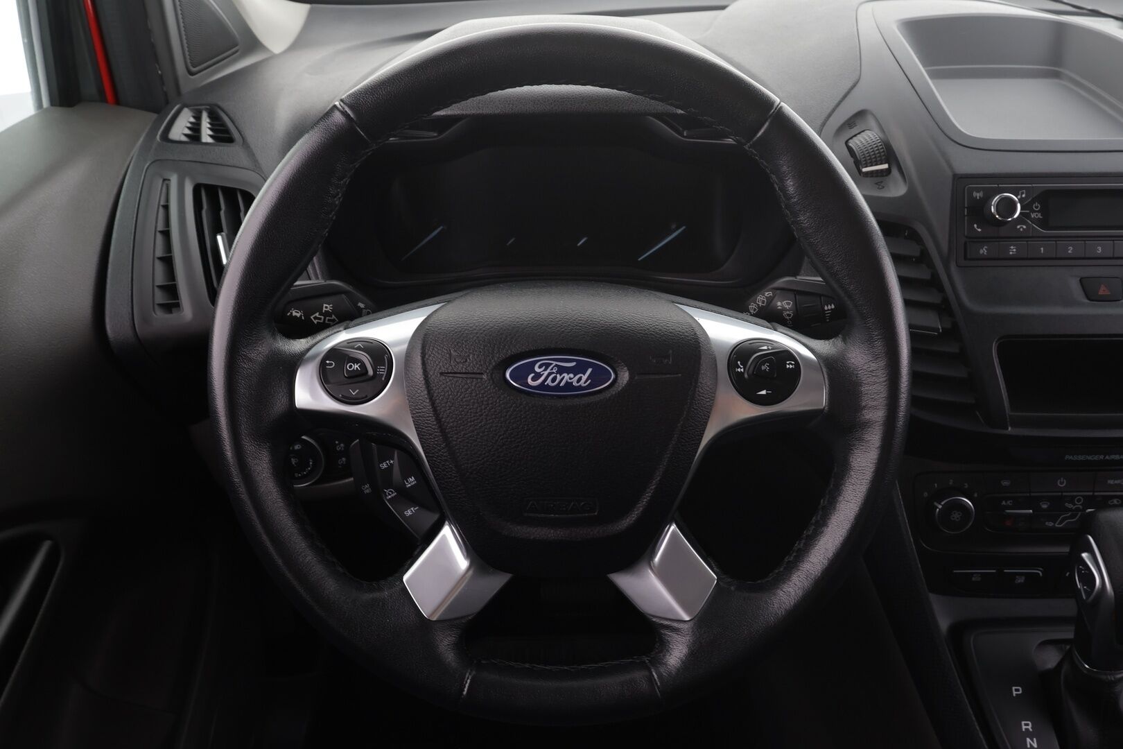 Ford Grand Tourneo Connect 2021 1,5 TDCi 120 hv A8 Trend 5-ovinen *ALV / Webasto / Vakkari / P.tutka / Koukku / Xenon * - 1.Om Suomi-auto / Hyvät Nokian nastat - HULLUT AVAJAISHULINAT KORKOTARJOUS 3,29 %