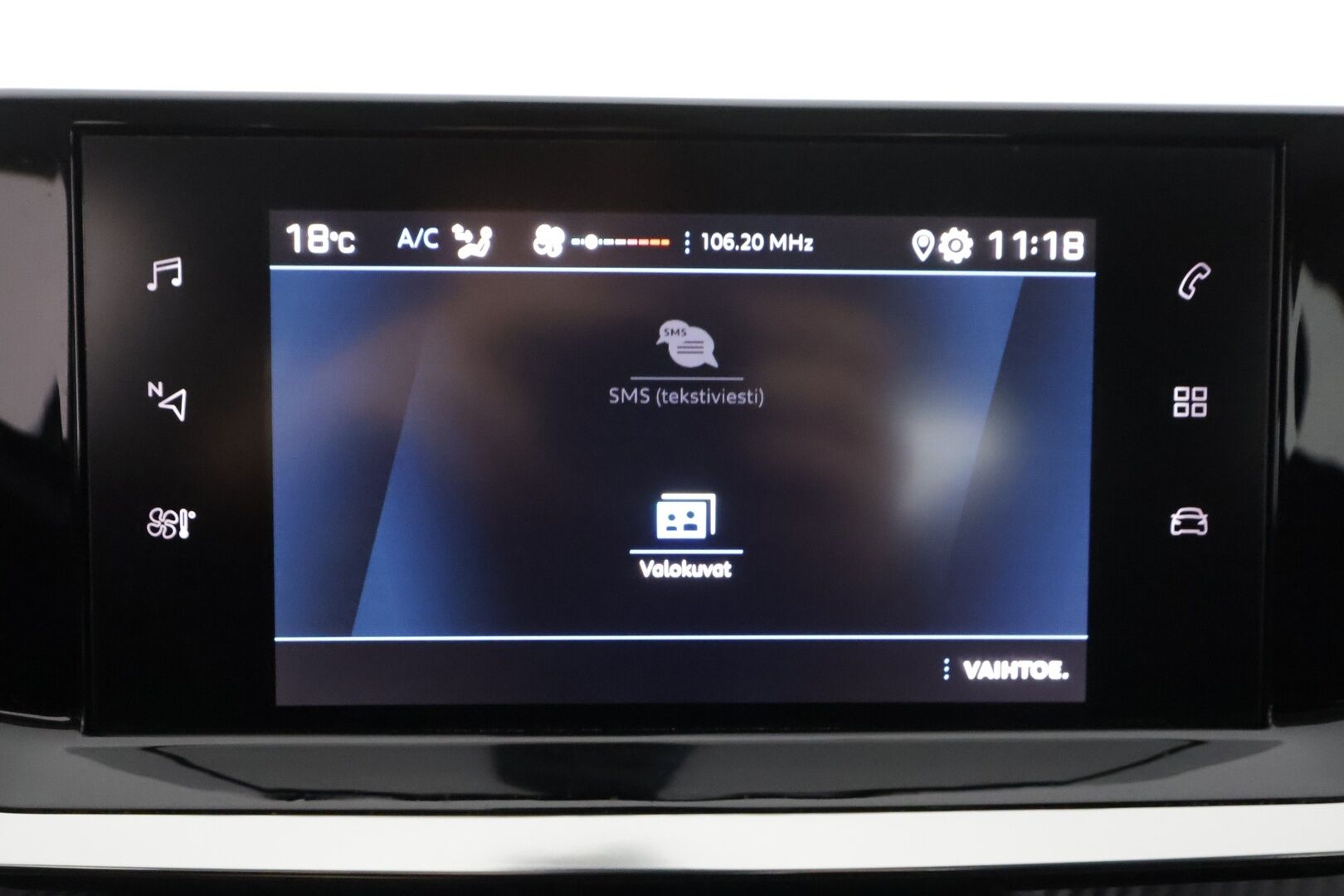 Peugeot 208 2021 Active PureTech 75 - | 1-om suomiauto | LED | Vakkari | Apple & Android | Lohko+sisälämmitin | BT | Kaistavahti | Liikennemerkkien tunnistus |