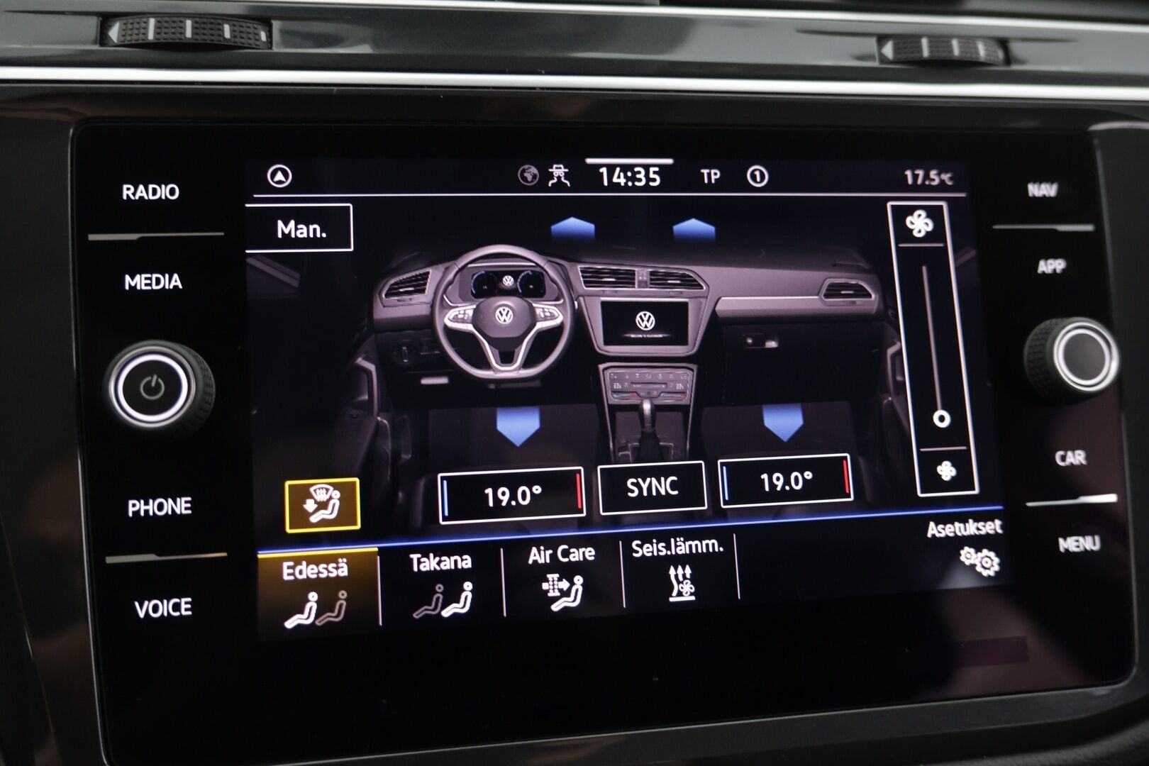 Volkswagen Tiguan 2021 Style Business 1,5 TSI 110 kW DSG-automaatti - | Webasto | Koukku | LED | Adapt.vakkari | Tutkat | Kahdet renkaat |