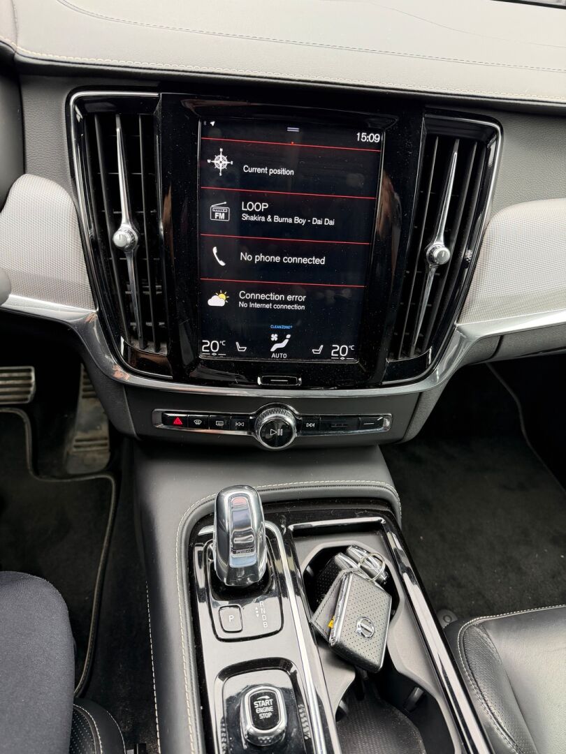 Volvo S90 2018 T8 R-design AWD -YritysOutlet - Myydään vain yrityksille