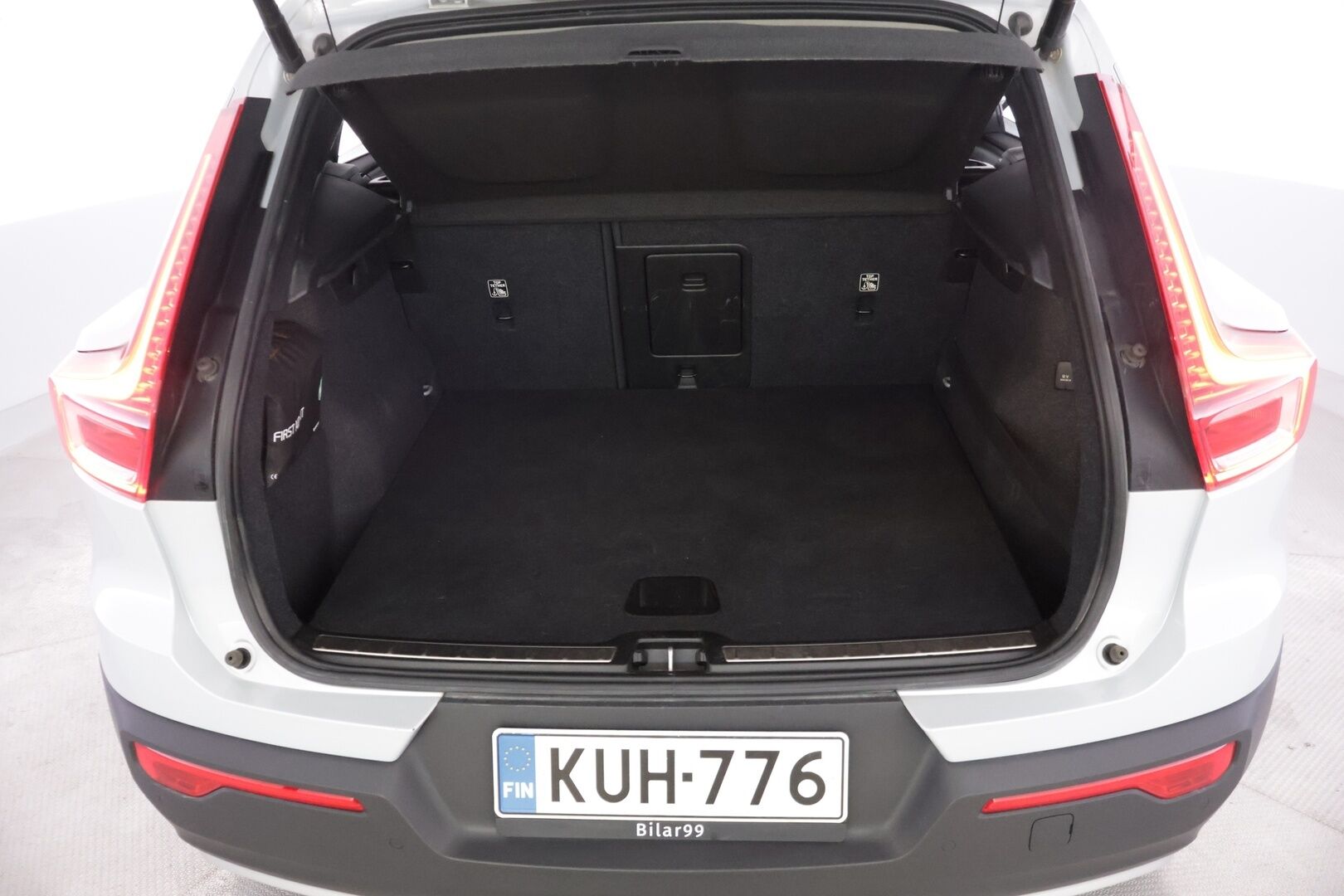 Volvo XC40 2021 T5 TwE Business Inscription aut - 2.om Suomi-auto | Juuri katsastettu | Merkkihuollettu | Adapt. vakkari | Pilot Assist | Harman/Kardon | BLIS | P.kamera | Nahkasisusta | 2x renkaat