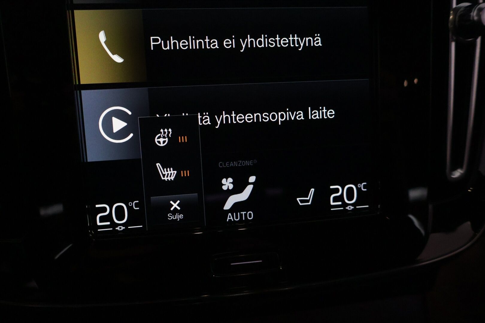 Volvo XC40 2021 T5 TwE Business Inscription aut - 2.om Suomi-auto | Juuri katsastettu | Merkkihuollettu | Adapt. vakkari | Pilot Assist | Harman/Kardon | BLIS | P.kamera | Nahkasisusta | 2x renkaat