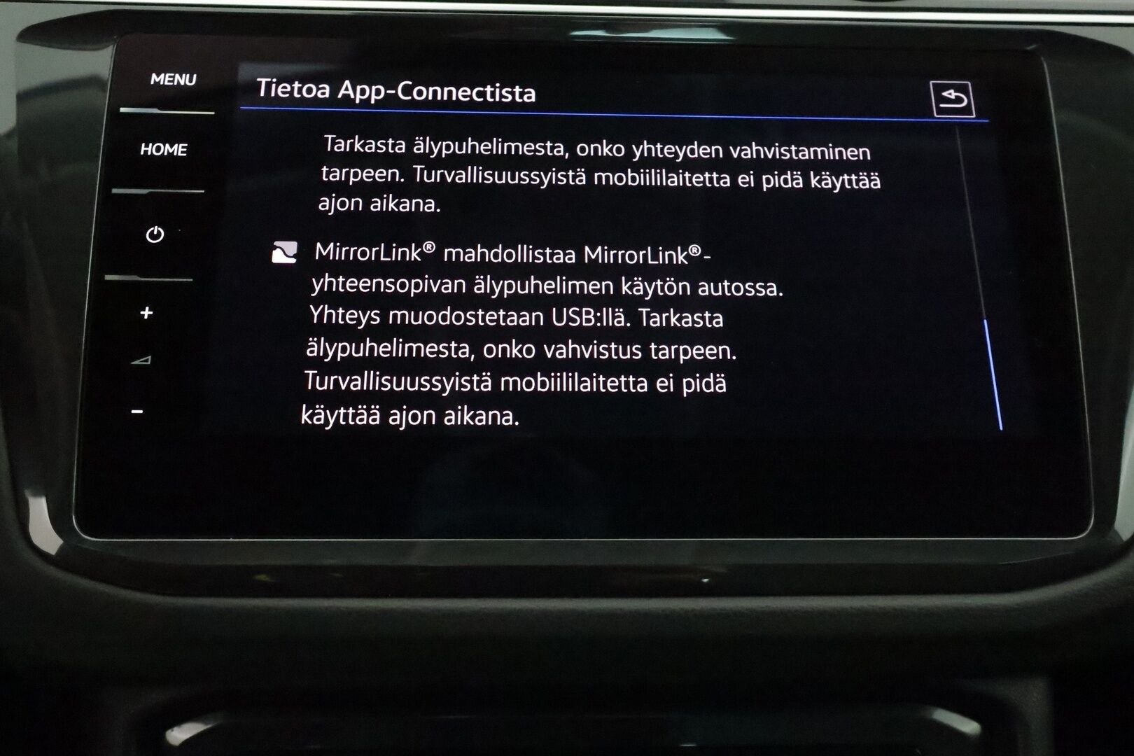 Volkswagen Tiguan 2021 1,5 TSI 110 kW DSG-automaatti **1.Om Suomi-auto / Webasto / Koukku / Adapt.Vakkari / P.Kamera / Sporttipenkit** - LED-valot / Navi / Kaistavahti / 3-Alueinen AC / KeylessGO / 2x Renkaat