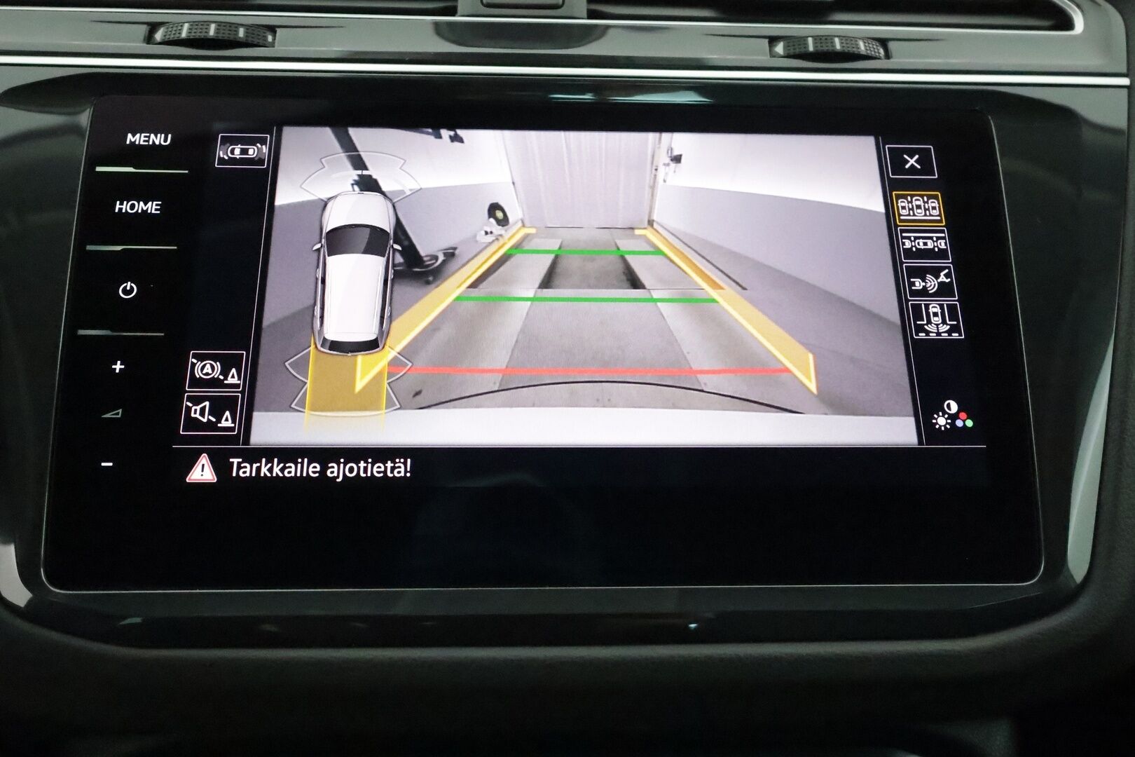 Volkswagen Tiguan 2021 1,5 TSI 110 kW DSG-automaatti **1.Om Suomi-auto / Webasto / Koukku / Adapt.Vakkari / P.Kamera / Sporttipenkit** - LED-valot / Navi / Kaistavahti / 3-Alueinen AC / KeylessGO / 2x Renkaat