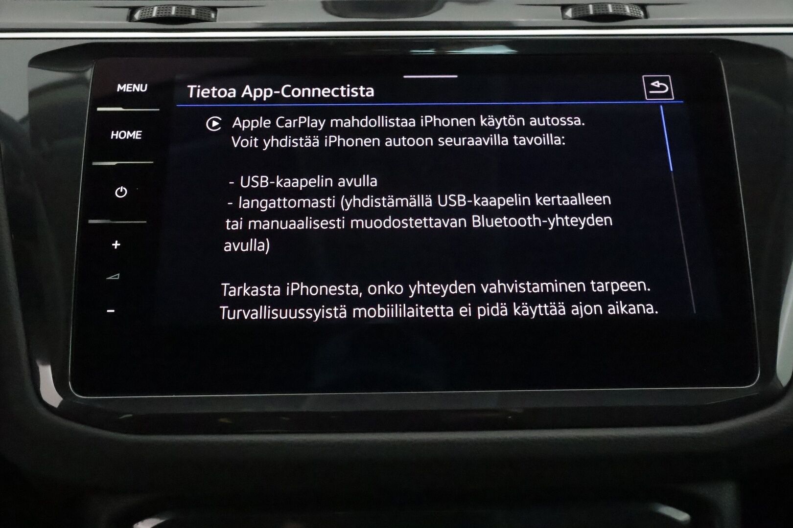 Volkswagen Tiguan 2021 1,5 TSI 110 kW DSG-automaatti **1.Om Suomi-auto / Webasto / Koukku / Adapt.Vakkari / P.Kamera / Sporttipenkit** - LED-valot / Navi / Kaistavahti / 3-Alueinen AC / KeylessGO / 2x Renkaat