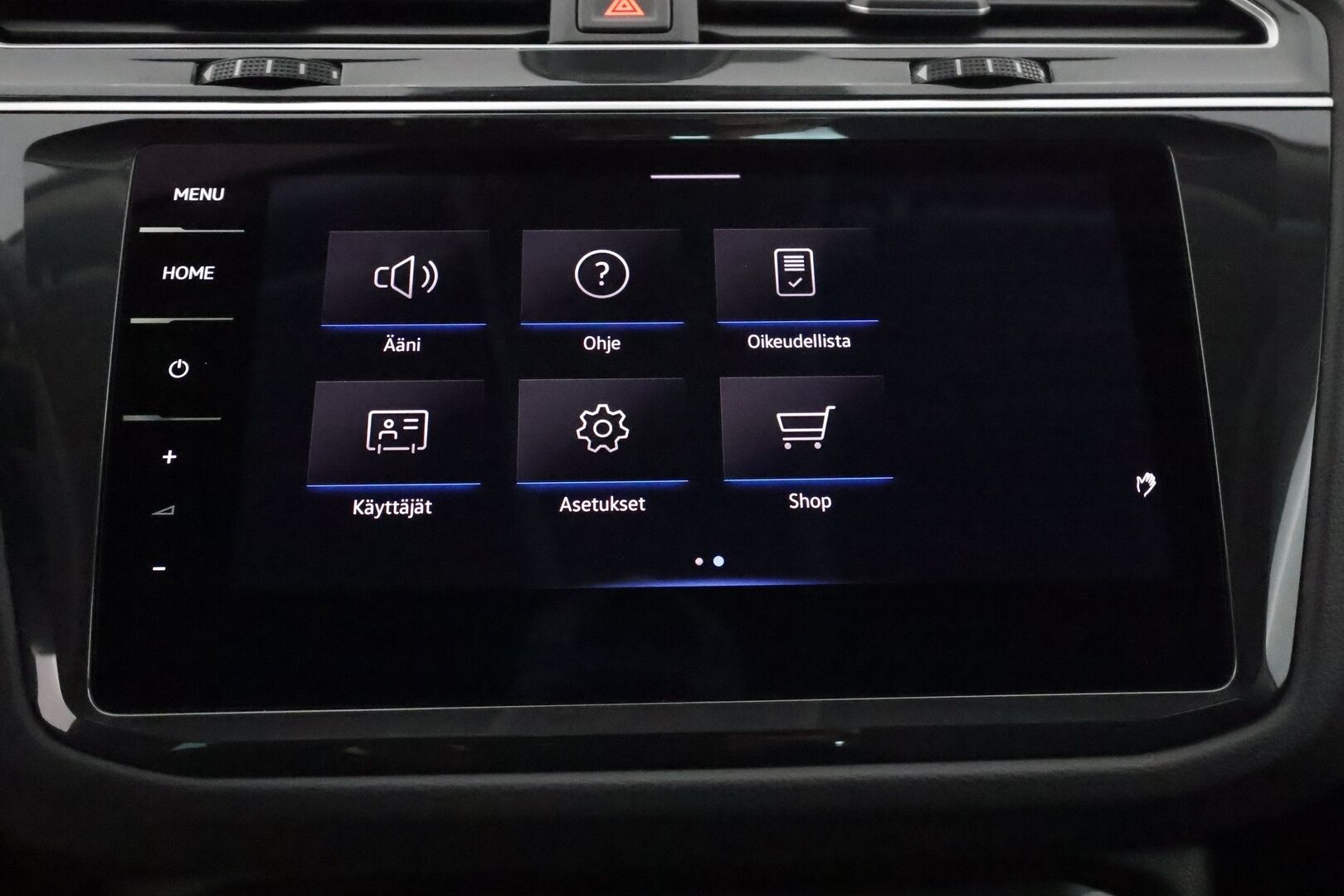 Volkswagen Tiguan 2021 1,5 TSI 110 kW DSG-automaatti **1.Om Suomi-auto / Webasto / Koukku / Adapt.Vakkari / P.Kamera / Sporttipenkit** - LED-valot / Navi / Kaistavahti / 3-Alueinen AC / KeylessGO / 2x Renkaat