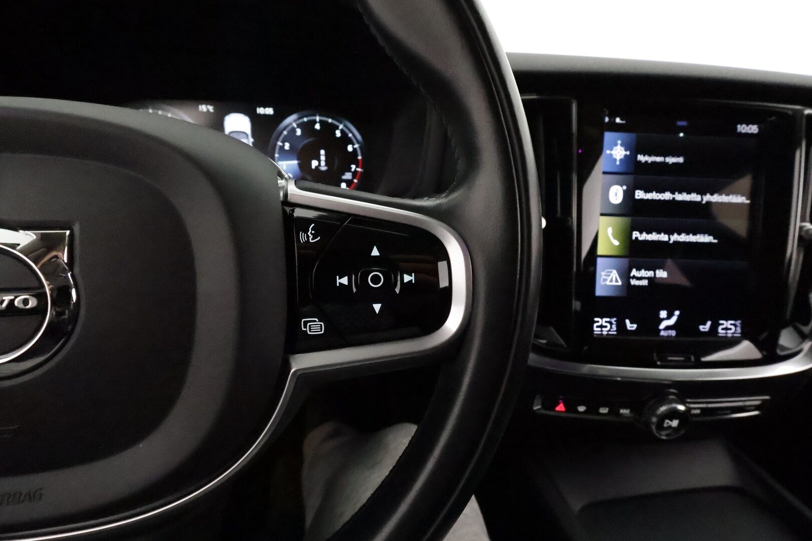 Volvo V60 2021 B3 MHEV Business aut **Webasto / Koukku / ACC / Full-LED / P.kamera / Navi / Kaistavahti / KeylessGO** - Suomi-auto / Kahdet Renkaat / Merkkihuollettu!
