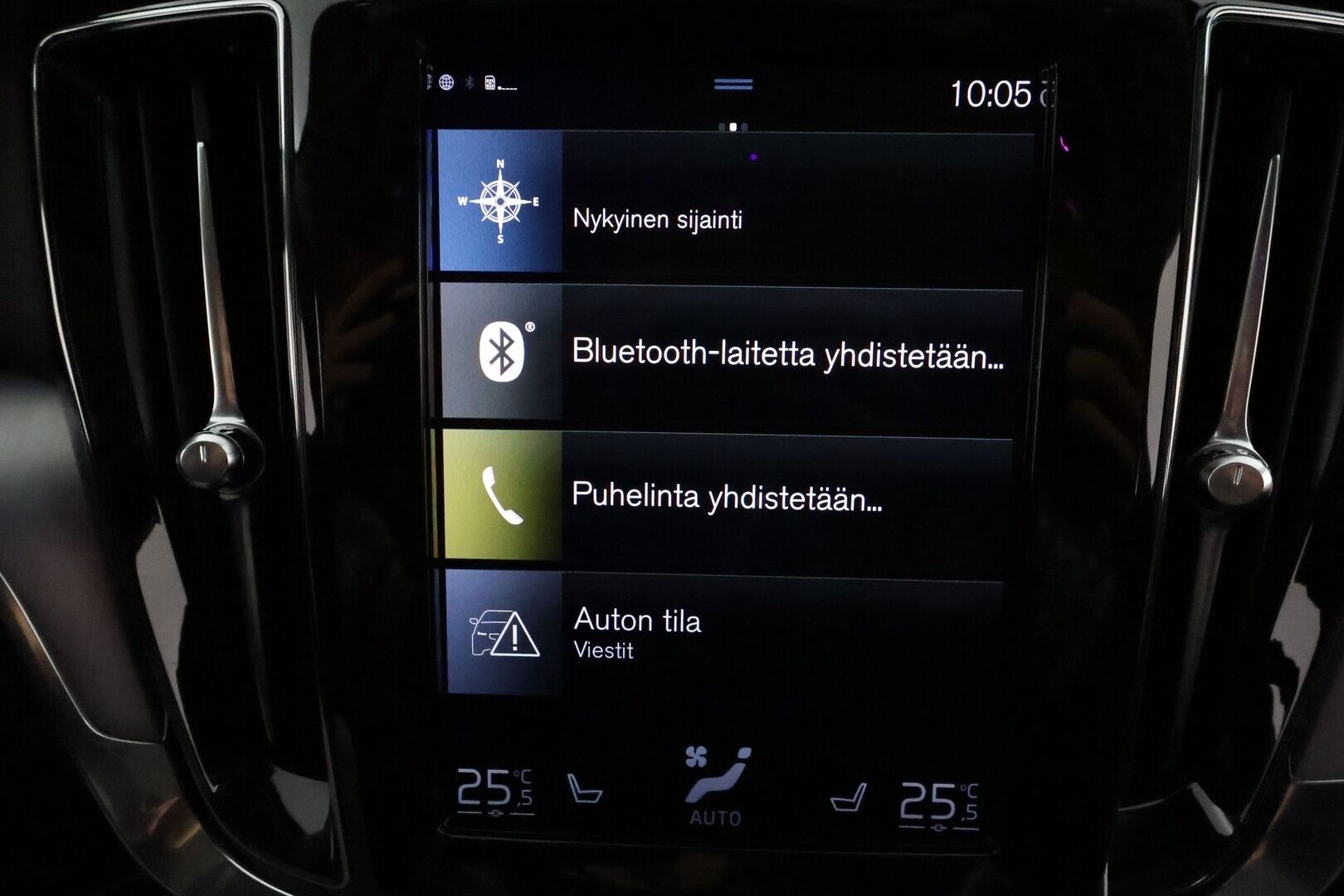 Volvo V60 2021 B3 MHEV Business aut **Webasto / Koukku / ACC / Full-LED / P.kamera / Navi / Kaistavahti / KeylessGO** - Suomi-auto / Kahdet Renkaat / Merkkihuollettu!