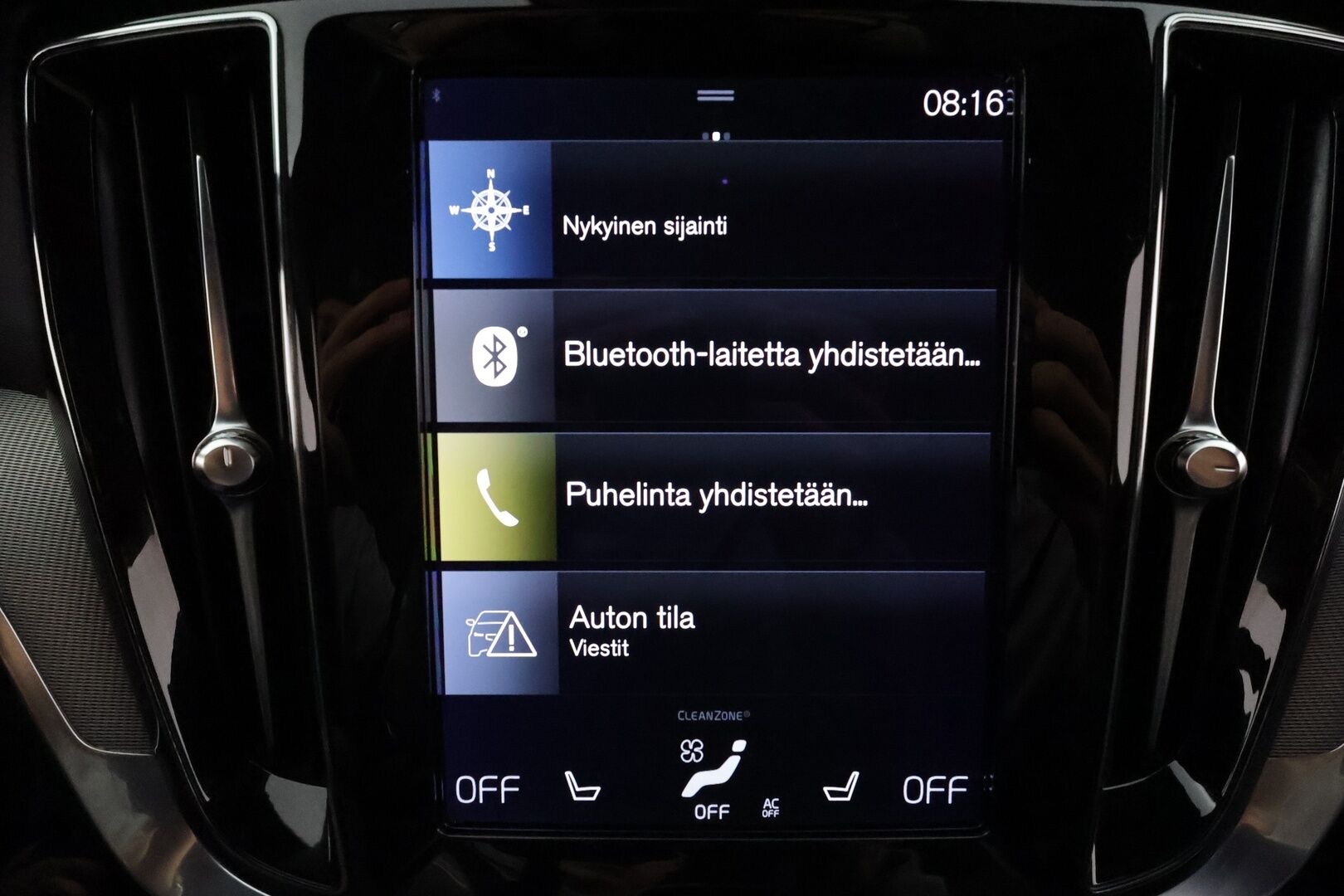 Volvo V60 2022 T8 TwE AWD Business R-Design aut **Adapt.Vakkari / Webasto / P.Kamera / Sporttipenkki Muistilla / LED-valot** - 3,99 % KORKOTARJOUS TÄHÄN AUTOON - 31.5. ASTI! - 1.Om Suomi-auto / Navi / Kaistavahti / KeylessGO / 2x Renkaat