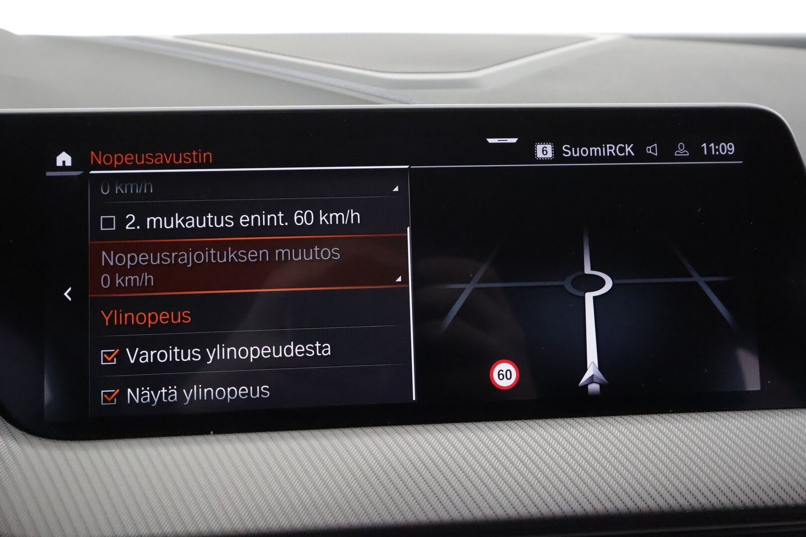 BMW 118 2022 F40 Hatchback 118i A Business M Sport * Vakkari / LED / Hifit / Sporttipenkit / P.Tutkat / Apple&Android * - Suomi-auto / Merkkihuollettu / Kahdet Renkaat - HULLUT AVAJAISHULINAT KORKOTARJOUS 3,29 %