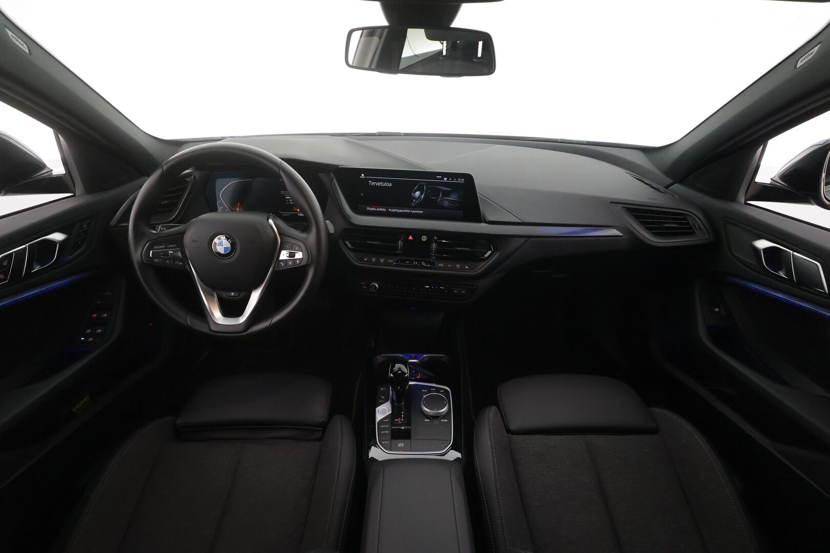 BMW 118 2022 F40 Hatchback 118i A Business Sport - | Muistipenkki | LED | P.tutkat | Sporttipenkit | Comfort Access | Vakkari | Suomi-auto | Kahdet Renkaat | Merkkihuollettu |