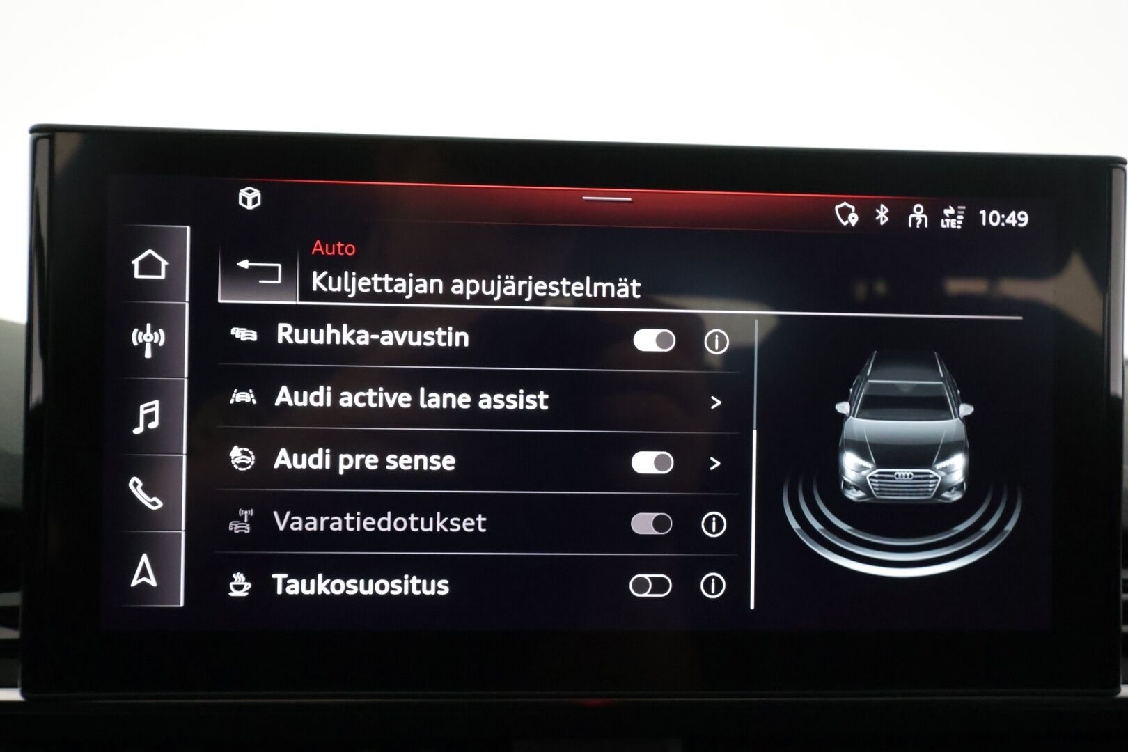Audi A4 2021 Avant Business 40 TFSI 150 kW MHEV quattro S tronic - | ACC | Koukku | Webasto | S-Line sisäpaketti | Matrix | Puolinahat | Sporttipenkit | Active Lane Assist | P.kamera | Keyless | 2x renkaat aluin |