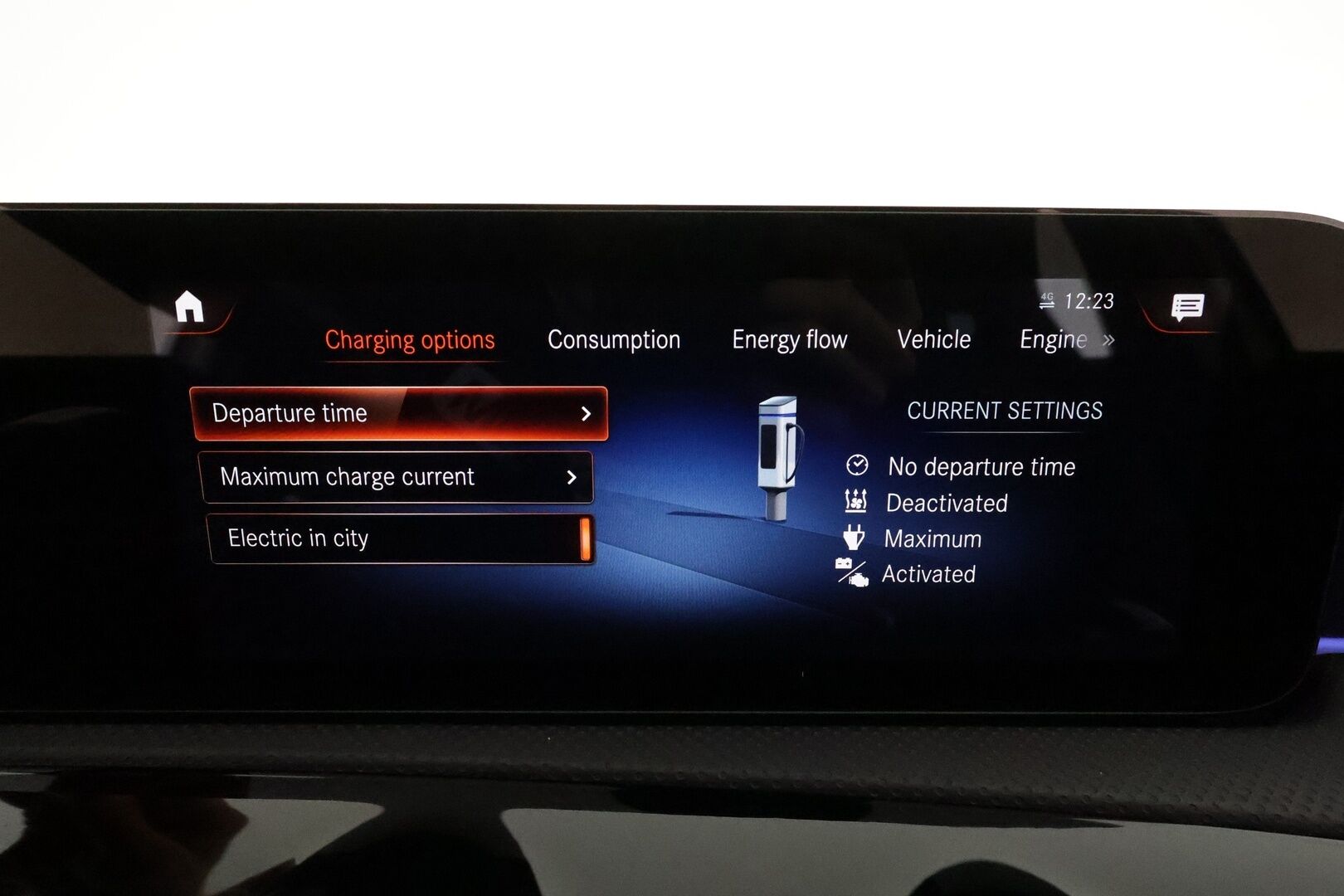 Mercedes-Benz A 2022 250 e A Business AMG Edition EQ Power *Distronic+ / P.kamera / Multibeam / Widescreen / Puolinahat / Navi* - Suomi-auto / Kahdet renkaat aluvanteilla
