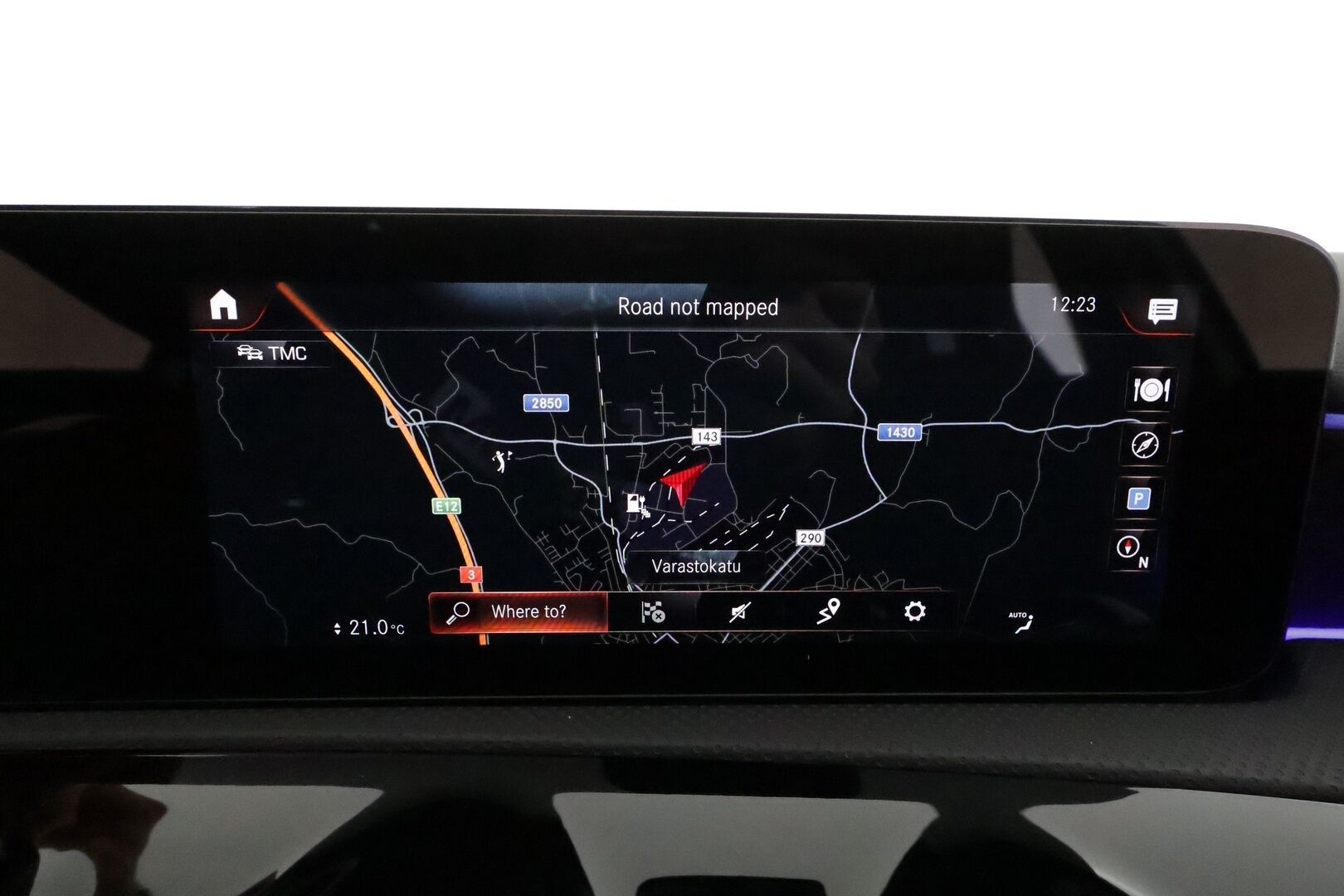 Mercedes-Benz A 2022 250 e A Business AMG Edition EQ Power *Distronic+ / P.kamera / Multibeam / Widescreen / Puolinahat / Navi* - Suomi-auto / Kahdet renkaat aluvanteilla