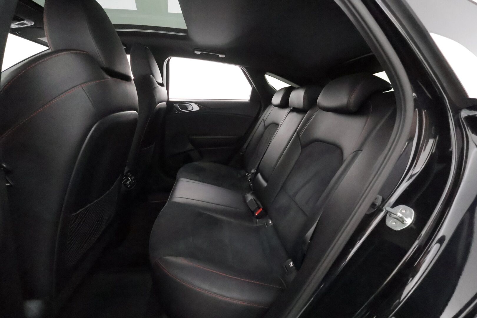Kia ProCeed 2021 1,6 T-GDI 204hv GT Business Premium DCT **Panorama / JBL / Adapt. vakkari / Digimittaristo / Muistipenkki / P.kamera** - Juusri katsastettu! / 1-om. Suomi-auto / Facelift / Lohkolämmitin / Kahdet renkaat