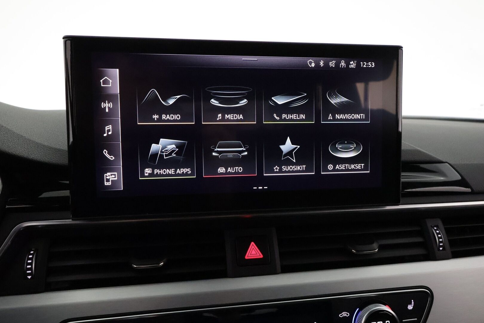 Audi A4 2021 Avant Business Advanced 40TFSI 150kW **ACC / Matrix-LED / P.kamera / Sporttipenkit / Kaistavahti / Digimittaristo** - 1-om Suomi-auto / Kahdet Renkaat / Merkkihuollettu!