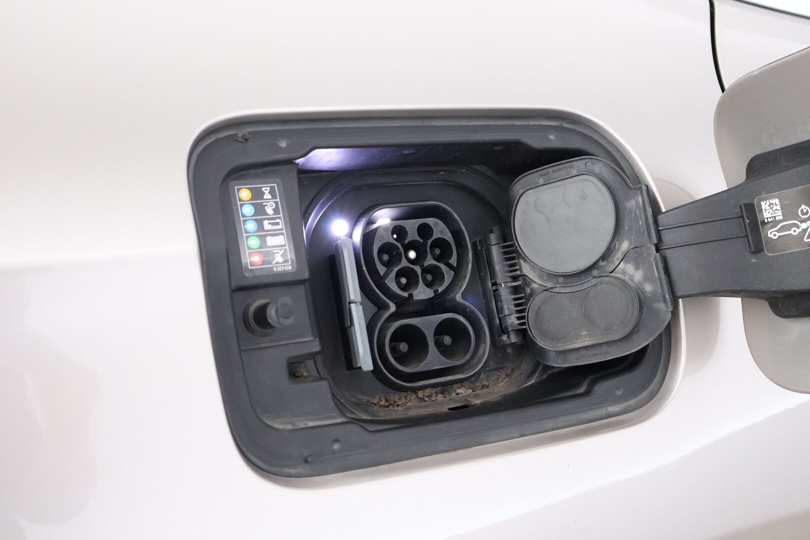 BMW iX3 2021 G08 Charged Plus Impressive - 3,99 % KORKOTARJOUS TÄHÄN AUTOON - Adapt.Vakkari / Harman&Kardon / Vetokoukku / HUD / Nahkasisusta / Gesture Control / Panoraama / Driving Assistant Prof. / Supervarusteltu!