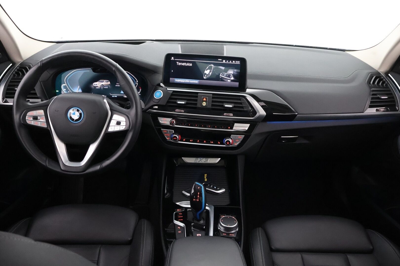 BMW iX3 2021 G08 Charged Plus Impressive - 3,99 % KORKOTARJOUS TÄHÄN AUTOON - Adapt.Vakkari / Harman&Kardon / Vetokoukku / HUD / Nahkasisusta / Gesture Control / Panoraama / Driving Assistant Prof. / Supervarusteltu!
