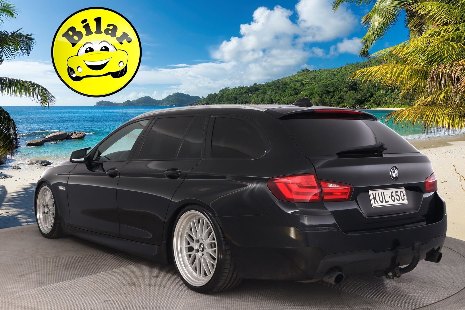 BMW 535 2012 TwinPower Turbo A xDrive F11 Touring - N55 | M-Sport Look | 2x renkaat&näyttävät alumiinivanteet | Nahat | Vetokoukku | Vakkari | Lohko | Navi | KW-Alustasarja
