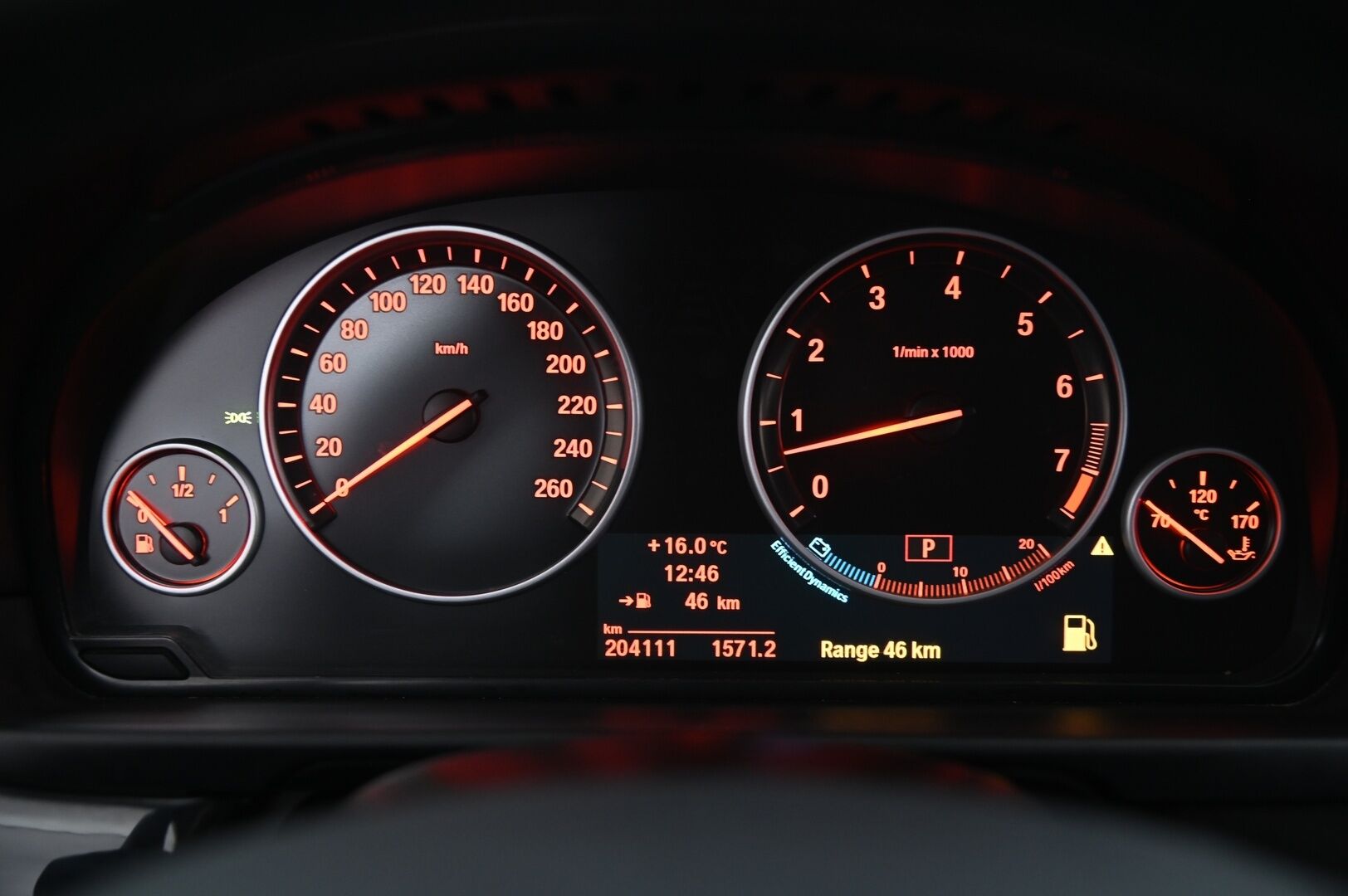 BMW 535 2012 TwinPower Turbo A xDrive F11 Touring - N55 | M-Sport Look | 2x renkaat&näyttävät alumiinivanteet | Nahat | Vetokoukku | Vakkari | Lohko | Navi | KW-Alustasarja