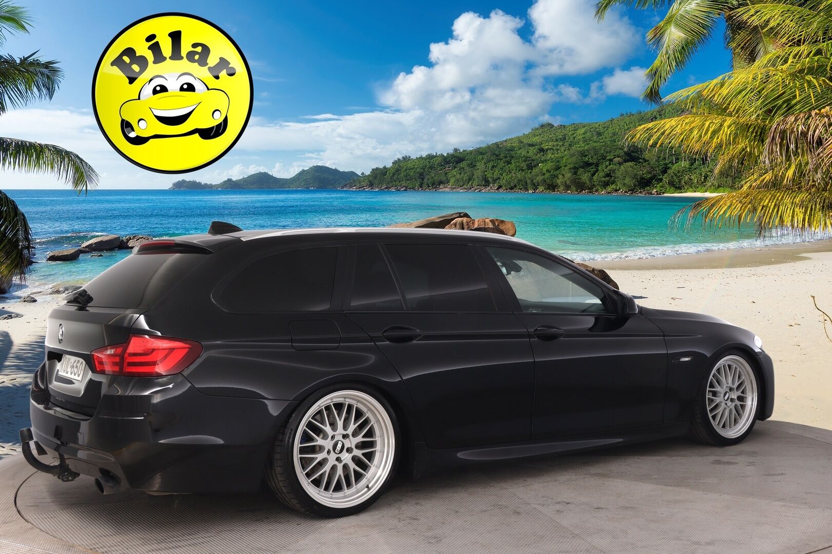 BMW 535 2012 TwinPower Turbo A xDrive F11 Touring - N55 | M-Sport Look | 2x renkaat&näyttävät alumiinivanteet | Nahat | Vetokoukku | Vakkari | Lohko | Navi | KW-Alustasarja